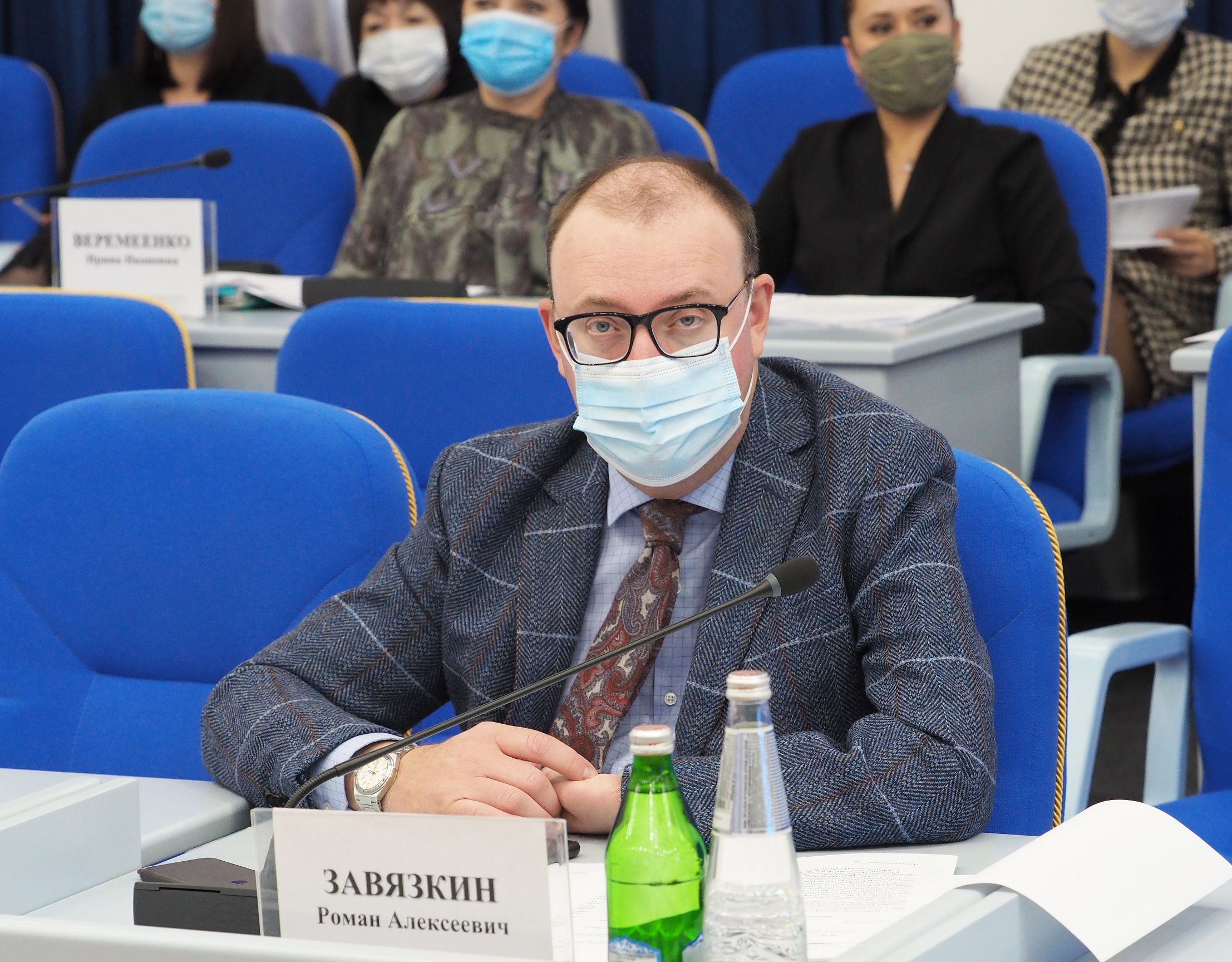 Депутаты держат на контроле вопрос сокращения объемов незавершенного строительства в крае