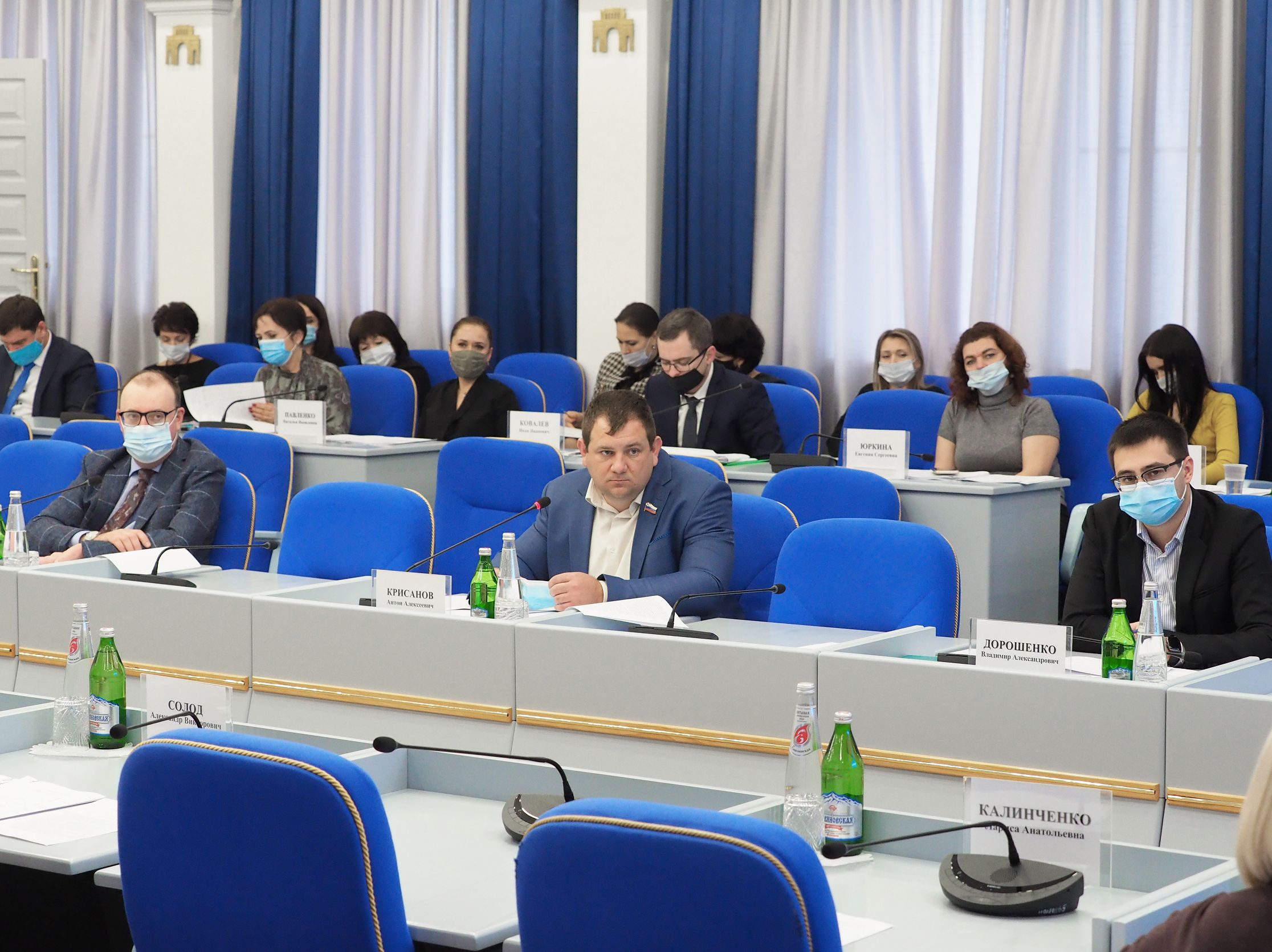 Депутаты держат на контроле вопрос сокращения объемов незавершенного строительства в крае