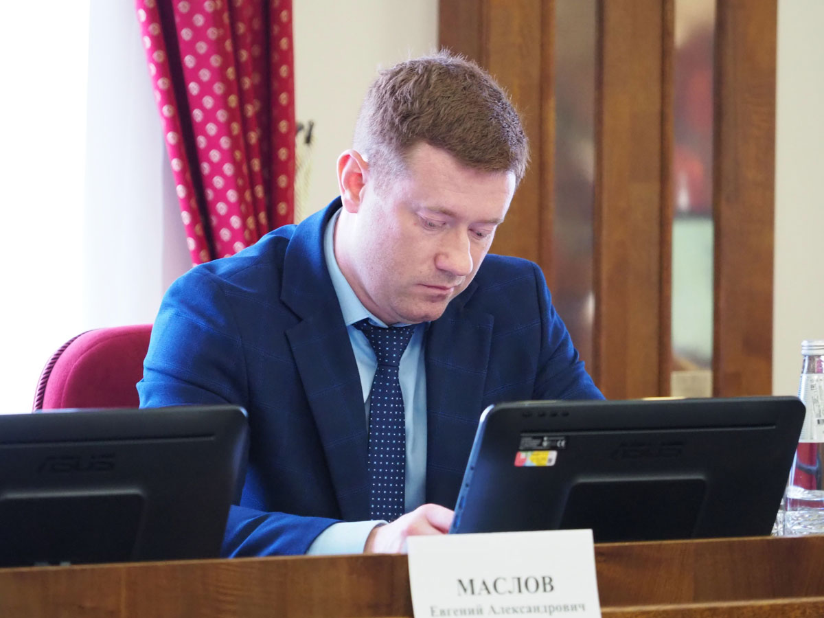 Депутаты Думы Ставрополья рекомендовали активизировать работу по передаче объектов ЖКХ из муниципальной собственности в ведение региона