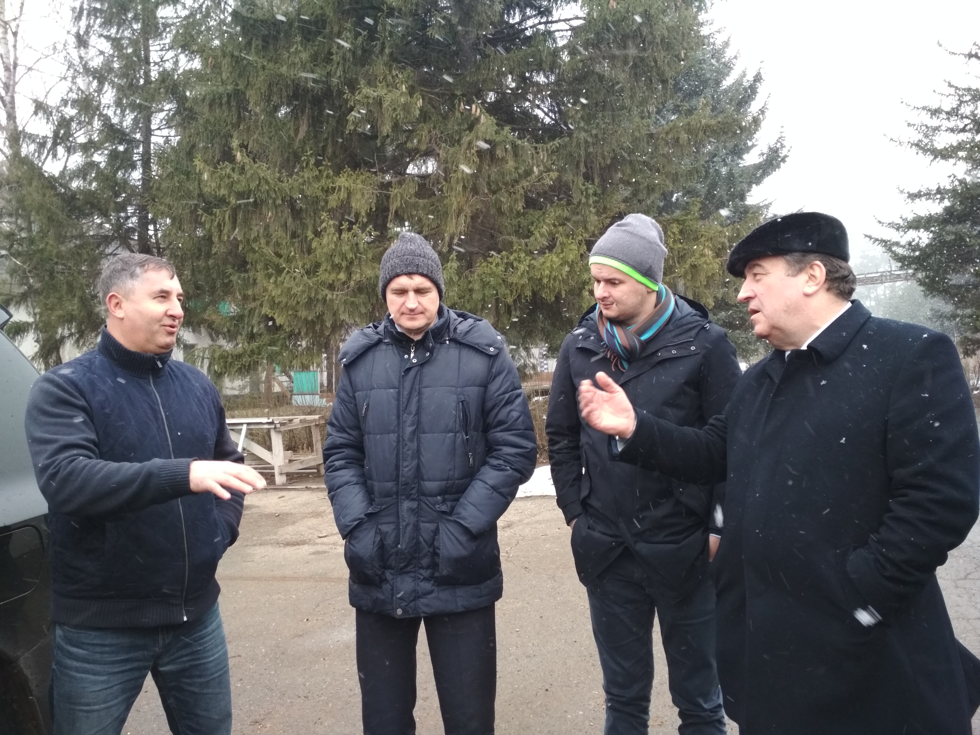 Краевые депутаты изучили опыт винодельческих предприятий Ставрополья