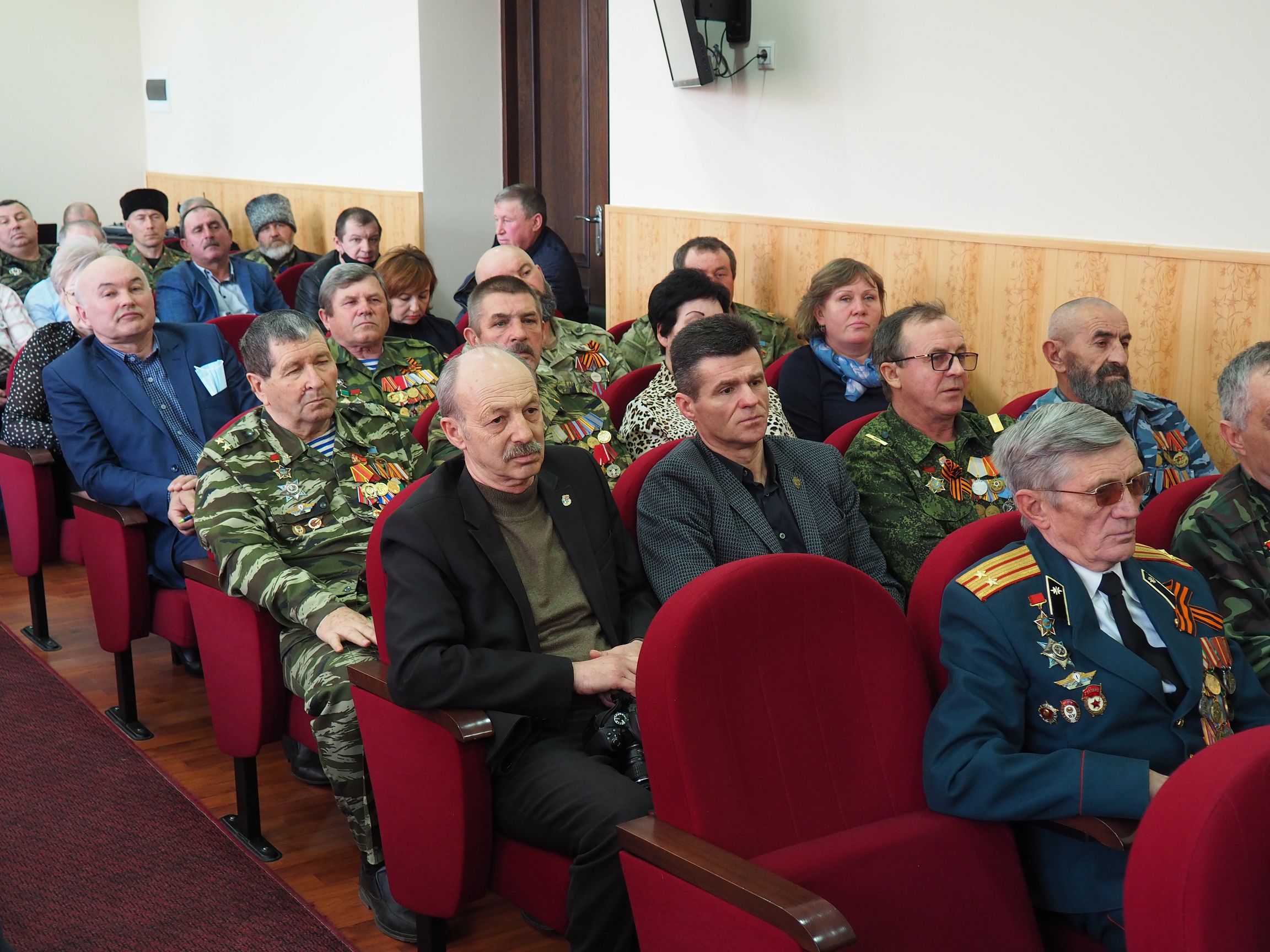 С инициативой об изменении федерального закона «О ветеранах» обратились в Думу Ставрополья ветераны боевых действий