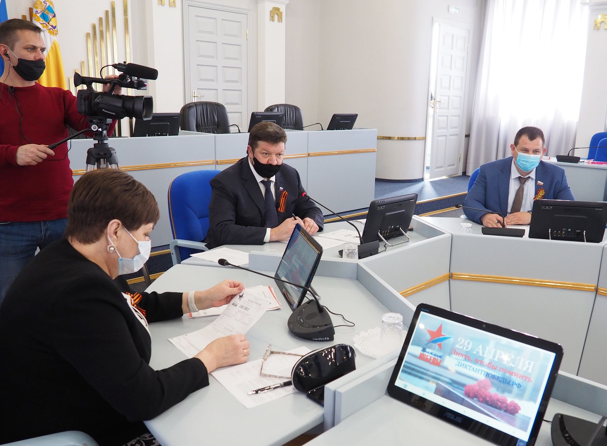 Дума Ставропольского края второй раз стала площадкой акции "Диктант Победы"