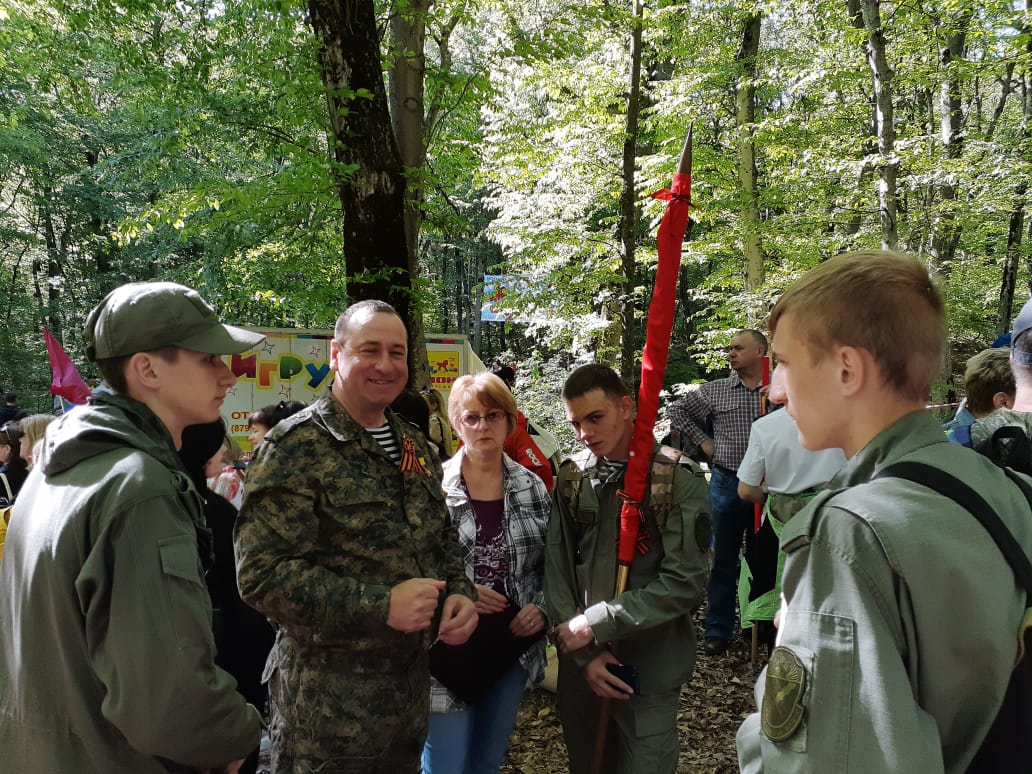 Десятое восхождение на гору Бештау в честь 9 Мая прошло в Железноводске