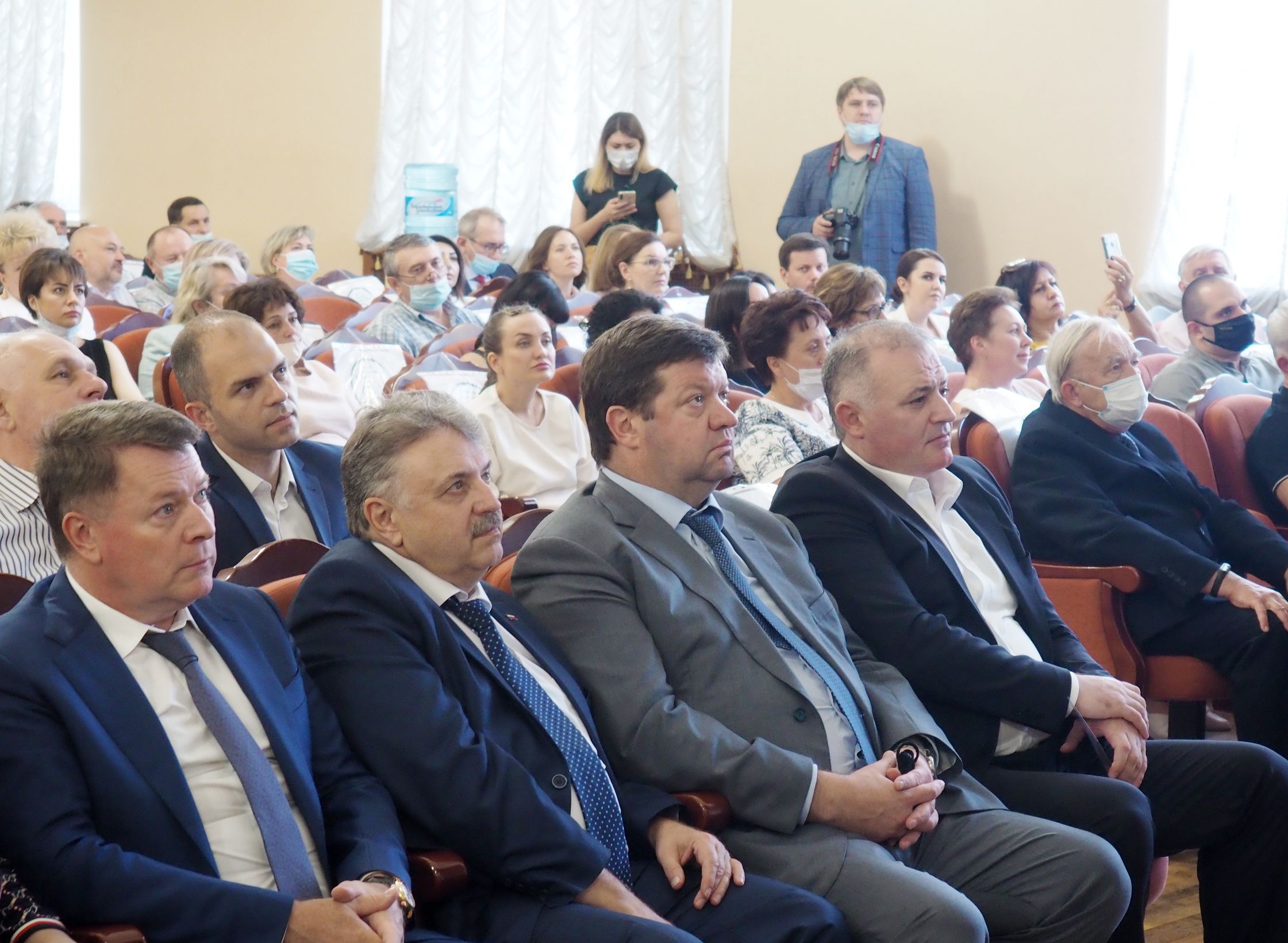 Ставропольских врачей поздравили с профессиональным праздником