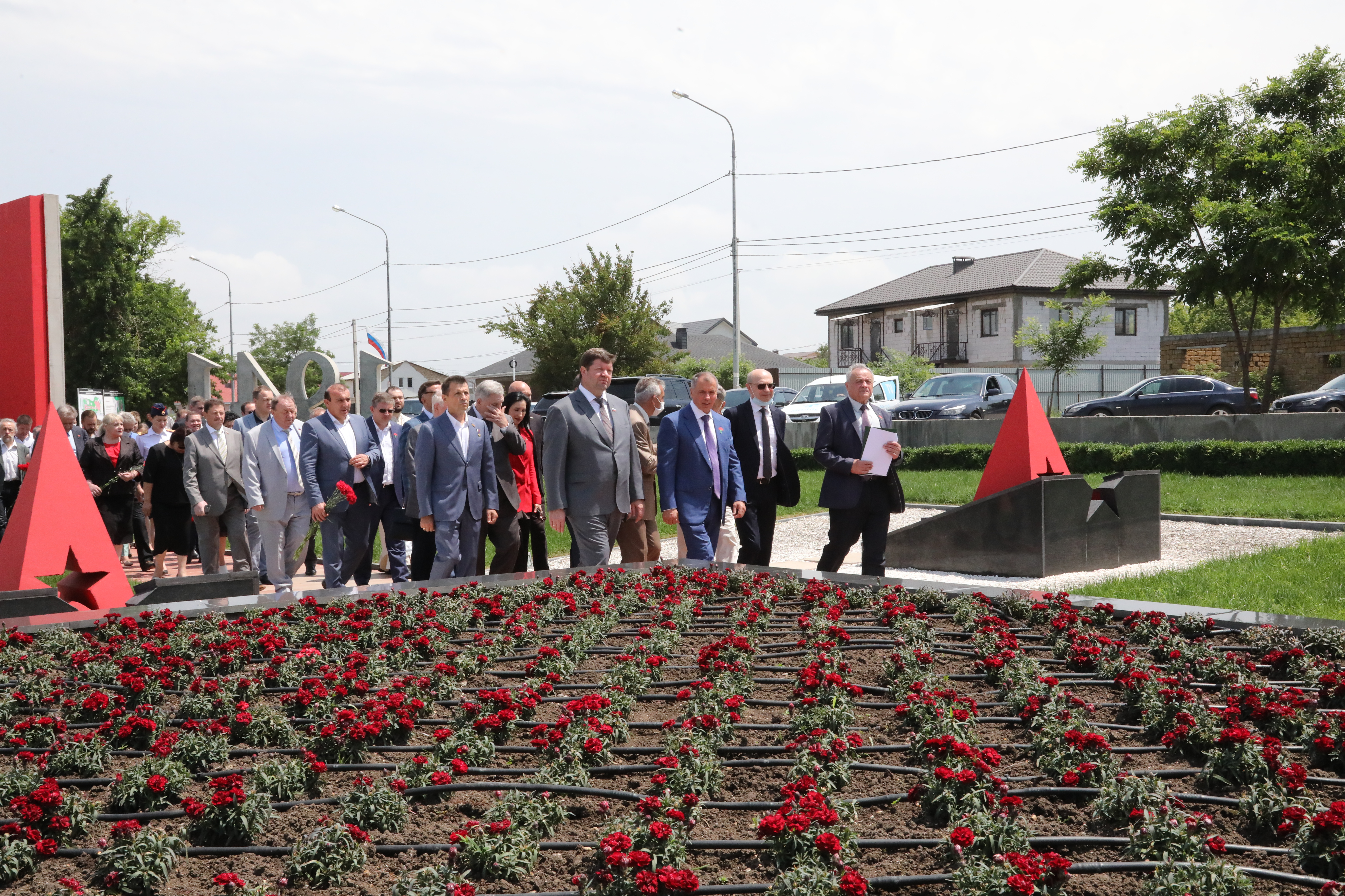 В Крыму установлен памятник ставропольцам, погибшим на полуострове в годы Великой Отечественной войны