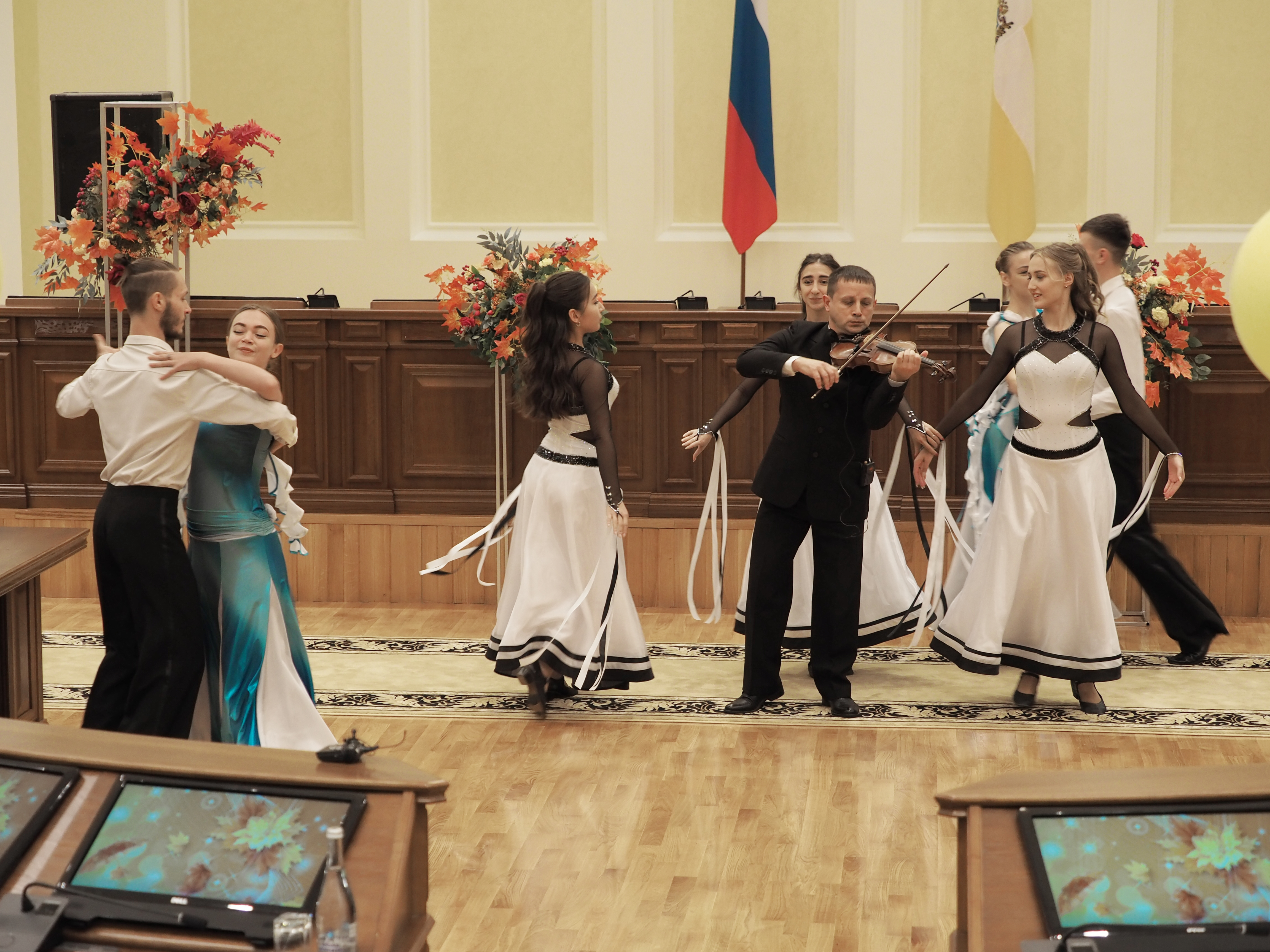 Лучшим педагогам края вручили награды