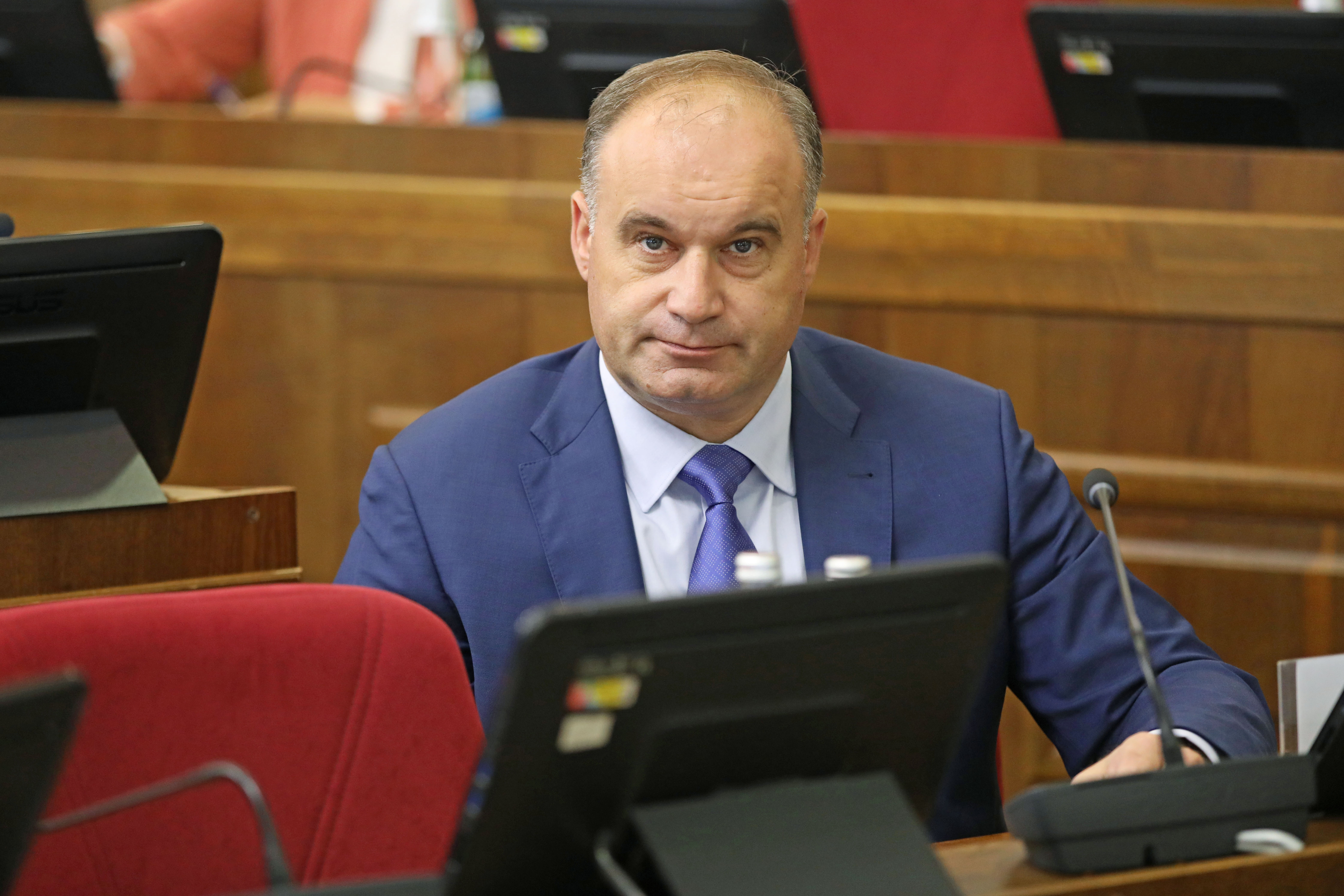 Категории граждан с приоритетным правом на использование земли для размещения гаража могут расширить