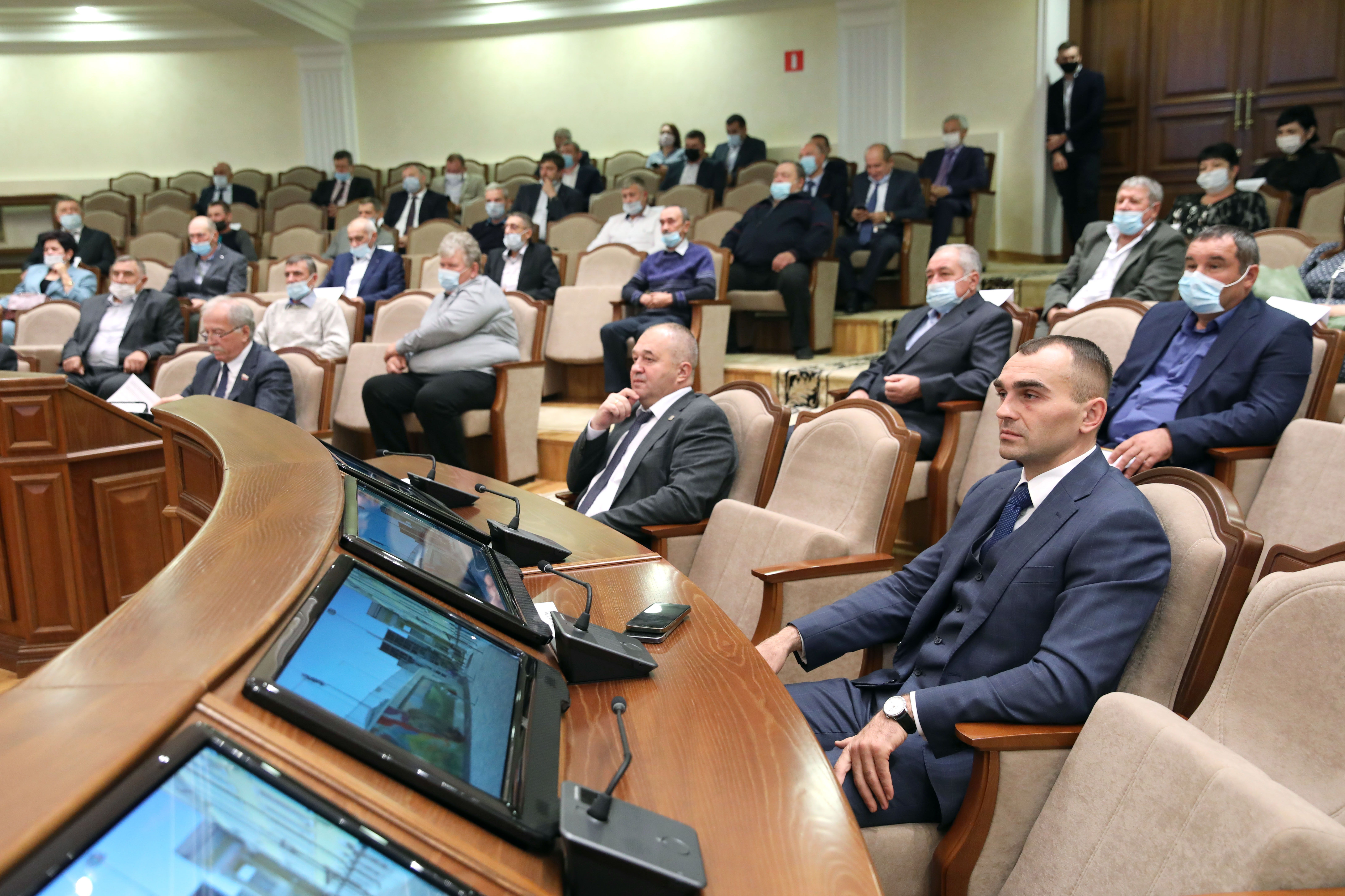 На Ставрополье вручили награды работникам дорожной и транспортной отраслей
