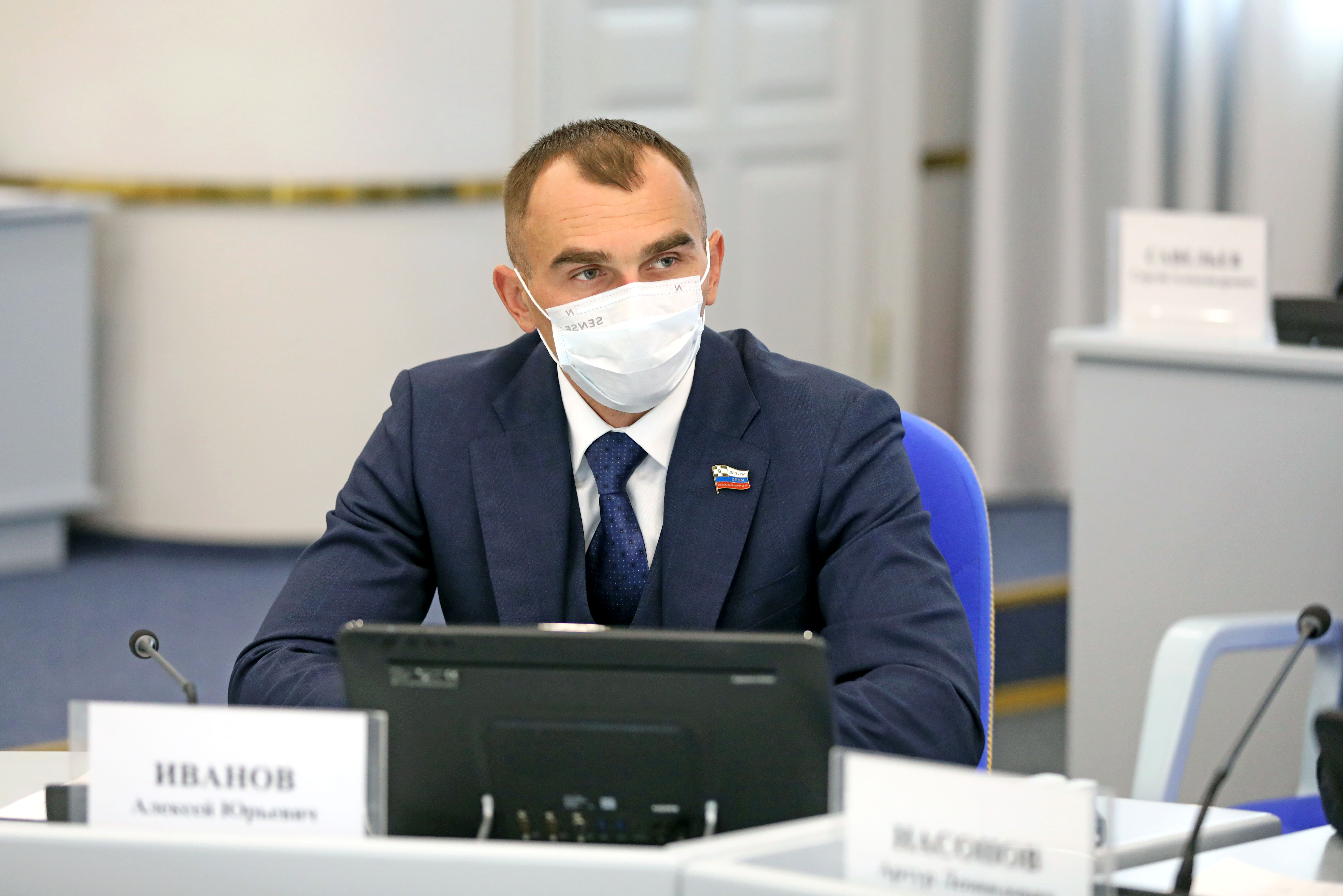 На ремонт местных дорог предлагается выделить дополнительные средства из бюджета региона