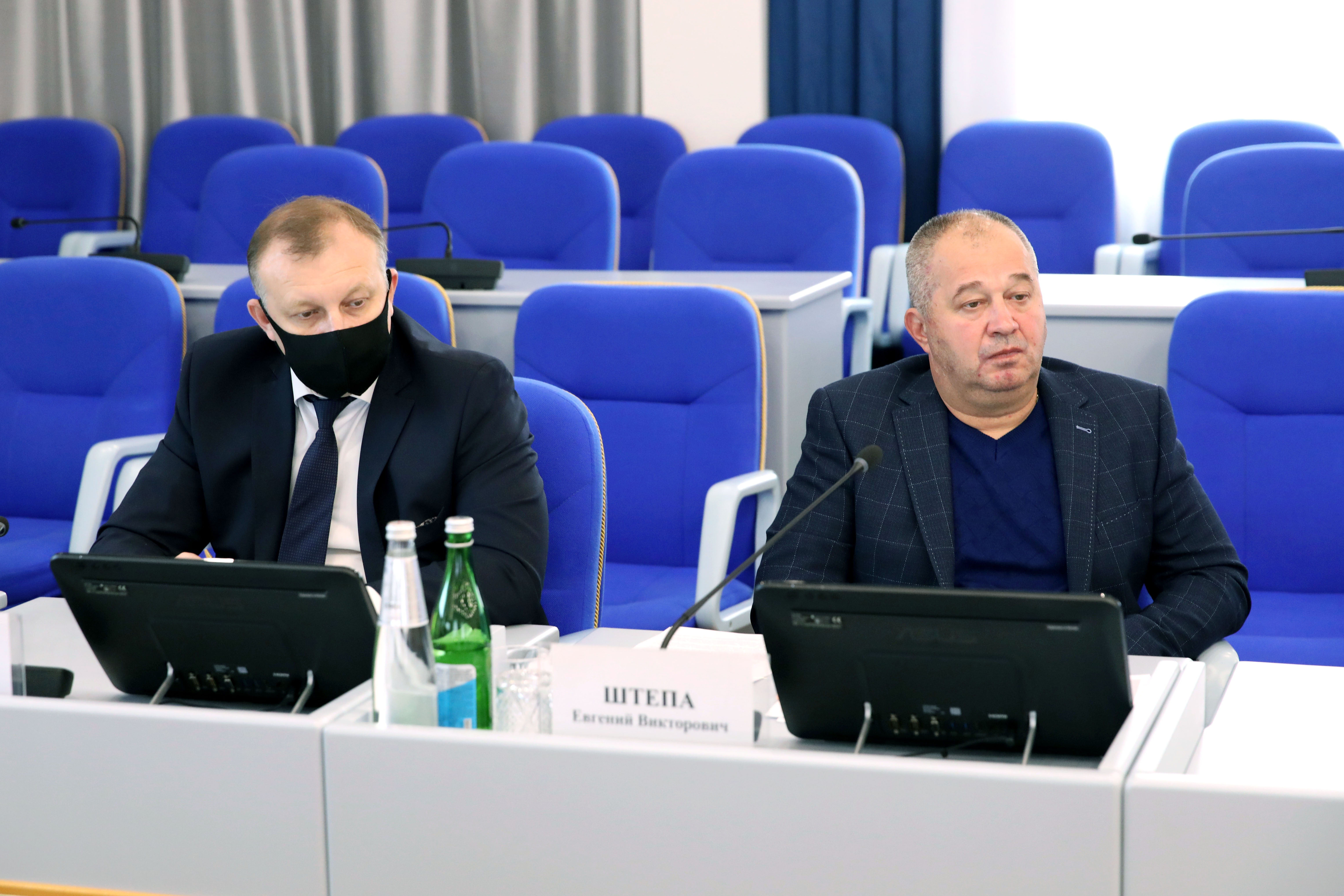 На ремонт местных дорог предлагается выделить дополнительные средства из бюджета региона