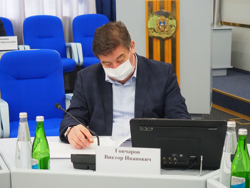 Депутаты Думы Ставропольского края помогут муниципалитетам установить права собственности на гаражи