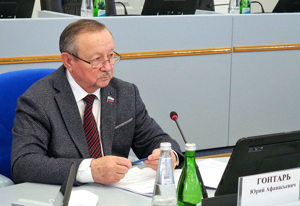 Депутаты работают над проектом закона о патриотизме, внесённым краевой прокуратурой