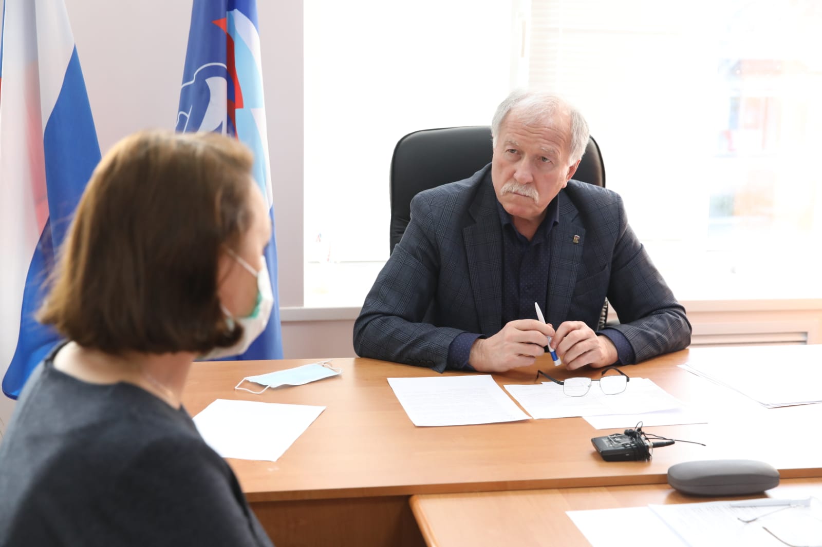 Николай Великдань провёл личный приём граждан