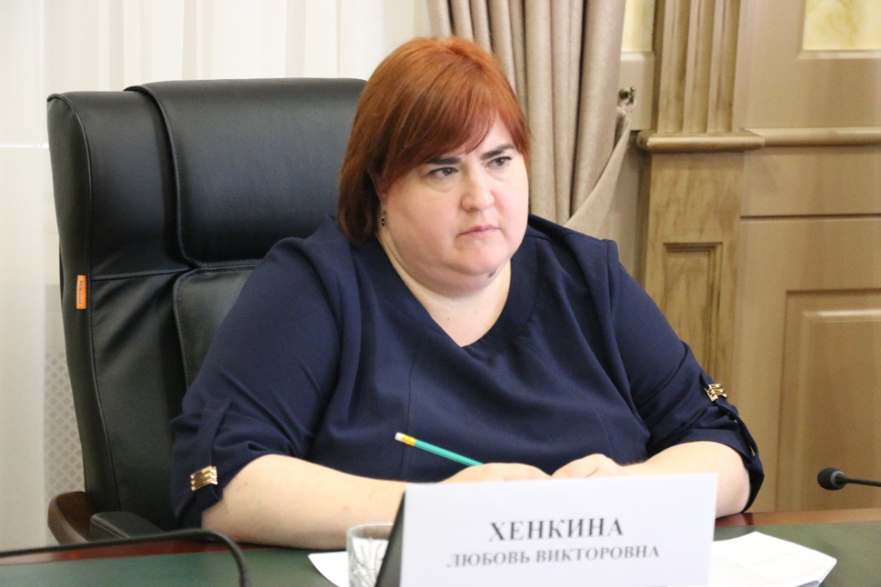 Депутаты изучают вопрос обеспечения лекарствами жителей отдалённых населённых пунктов края