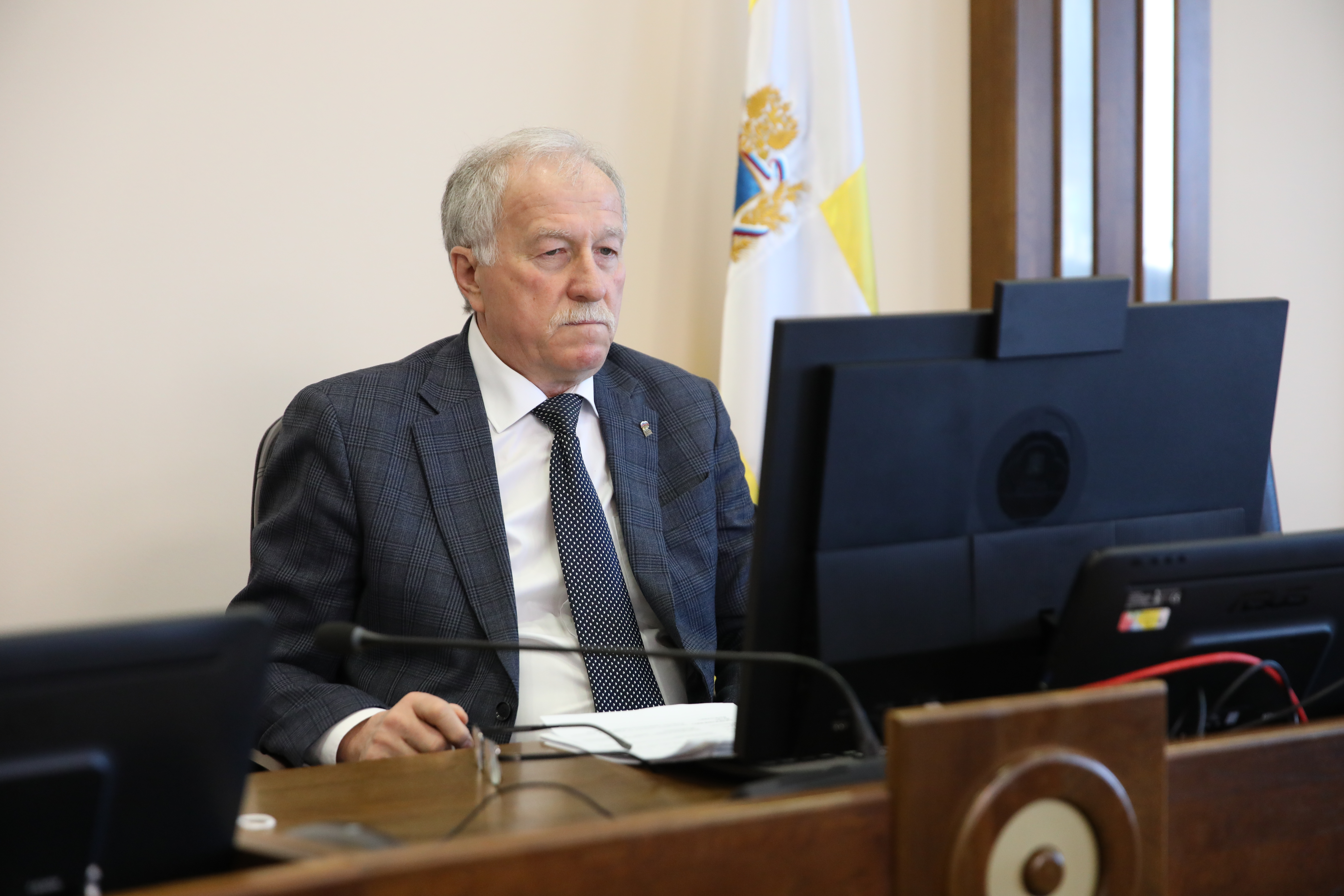 Николай Великдань поручил депутатам принять участие в реализации мероприятий Года народного искусства