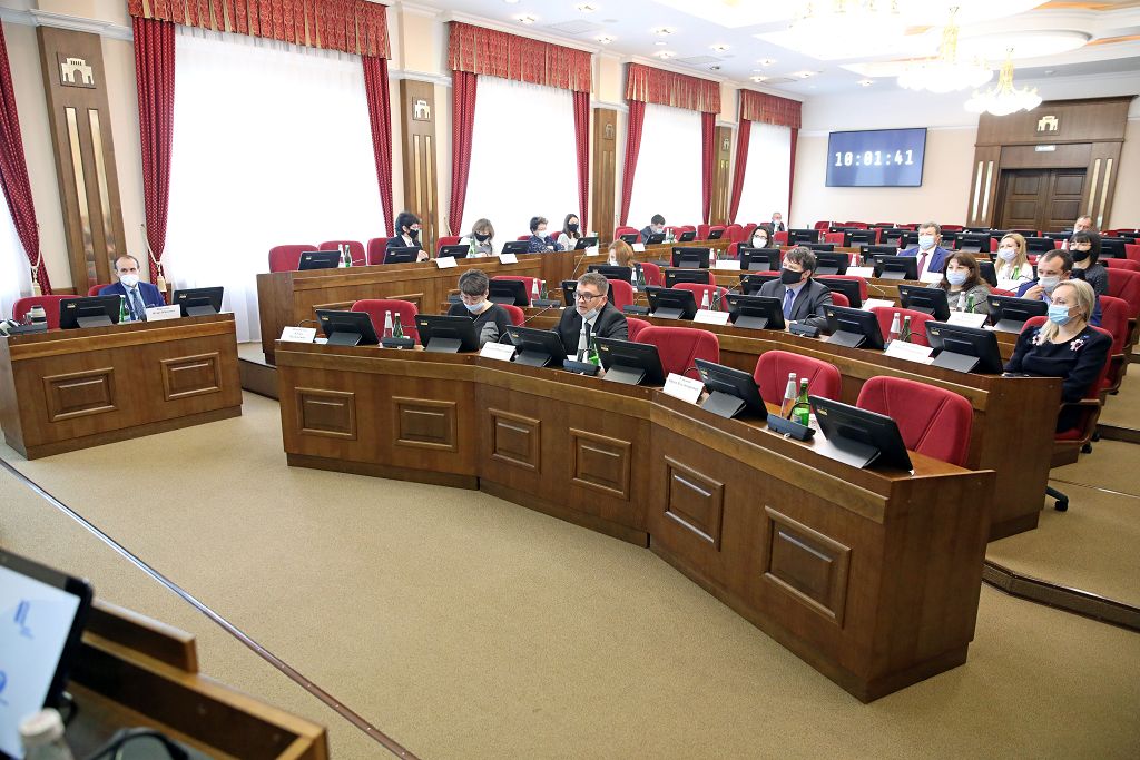 Меры по сокращению стихийной торговли рассмотрены в краевой Думе