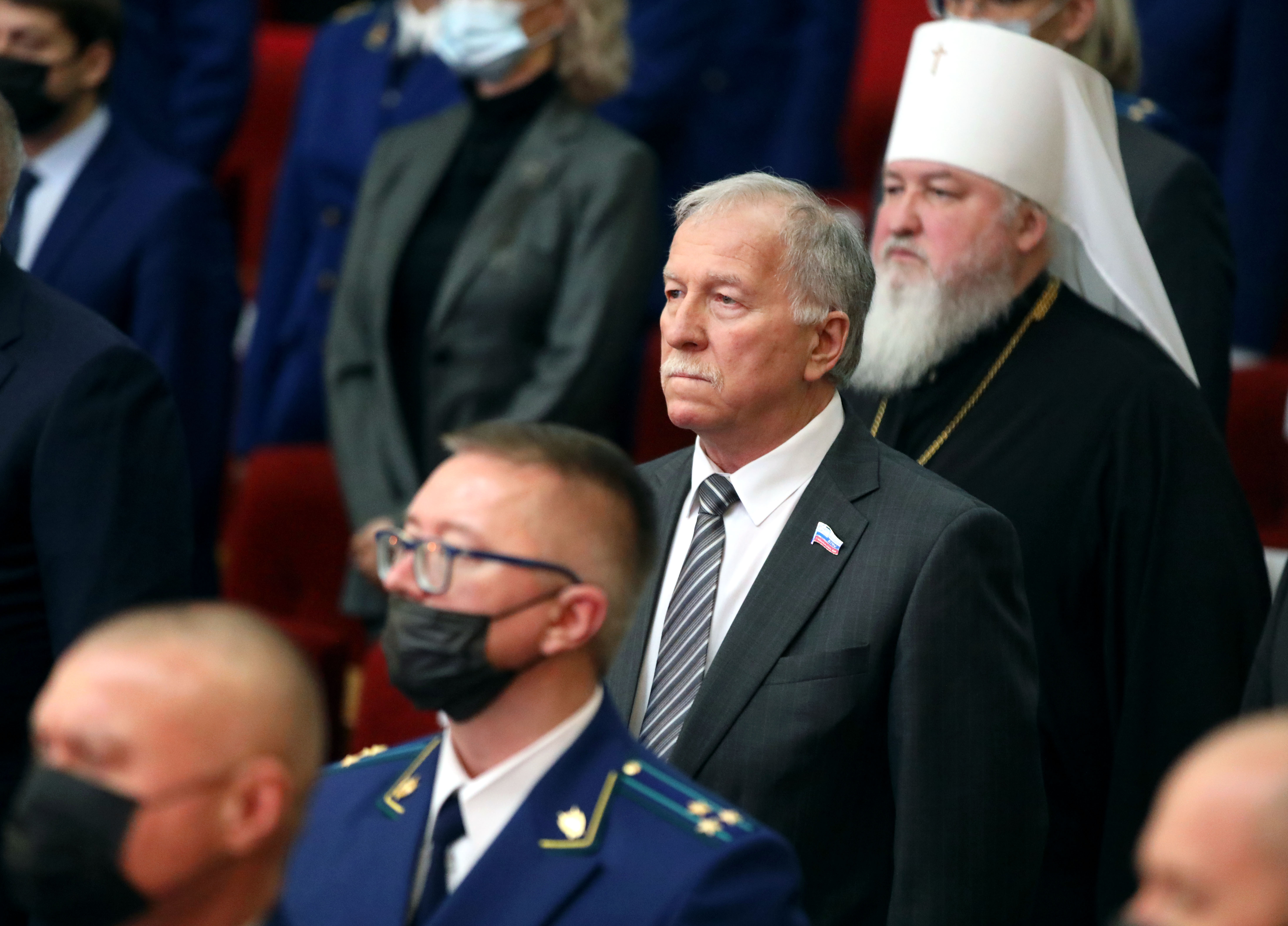 Николай Великдань вручил награды Думы Ставропольского края работникам прокуратуры