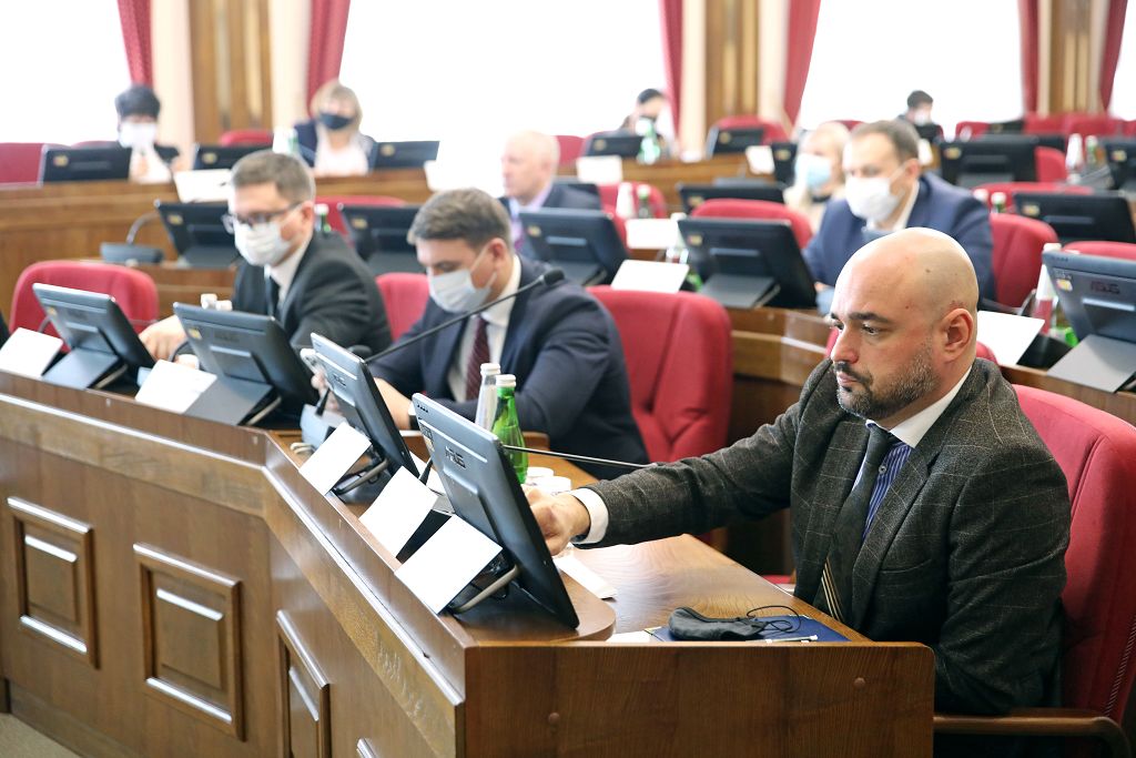 Краевые депутаты поддержали законопроект, направленный на превращение стихийной торговли в цивилизованную