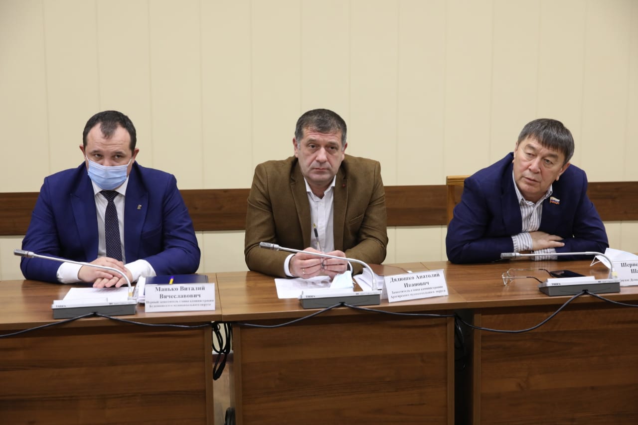 В Будённовске состоялись выездные мероприятия в комитете Думы края по промышленности, энергетике, строительству и ЖКХ