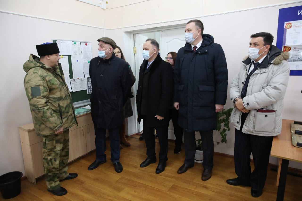 В Будённовске состоялись выездные мероприятия в комитете Думы края по промышленности, энергетике, строительству и ЖКХ