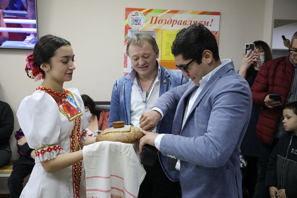 Ставрополье посетил олимпийский чемпион по боксу Альберт Батыргазиев