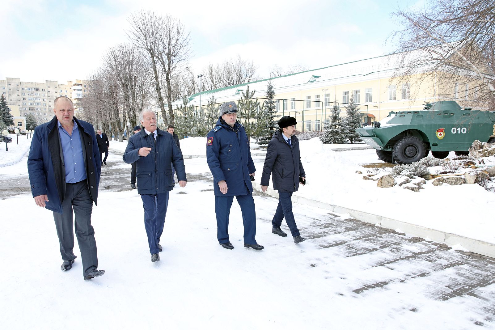 Николай Великдань посетил Ставропольское президентское кадетское училище