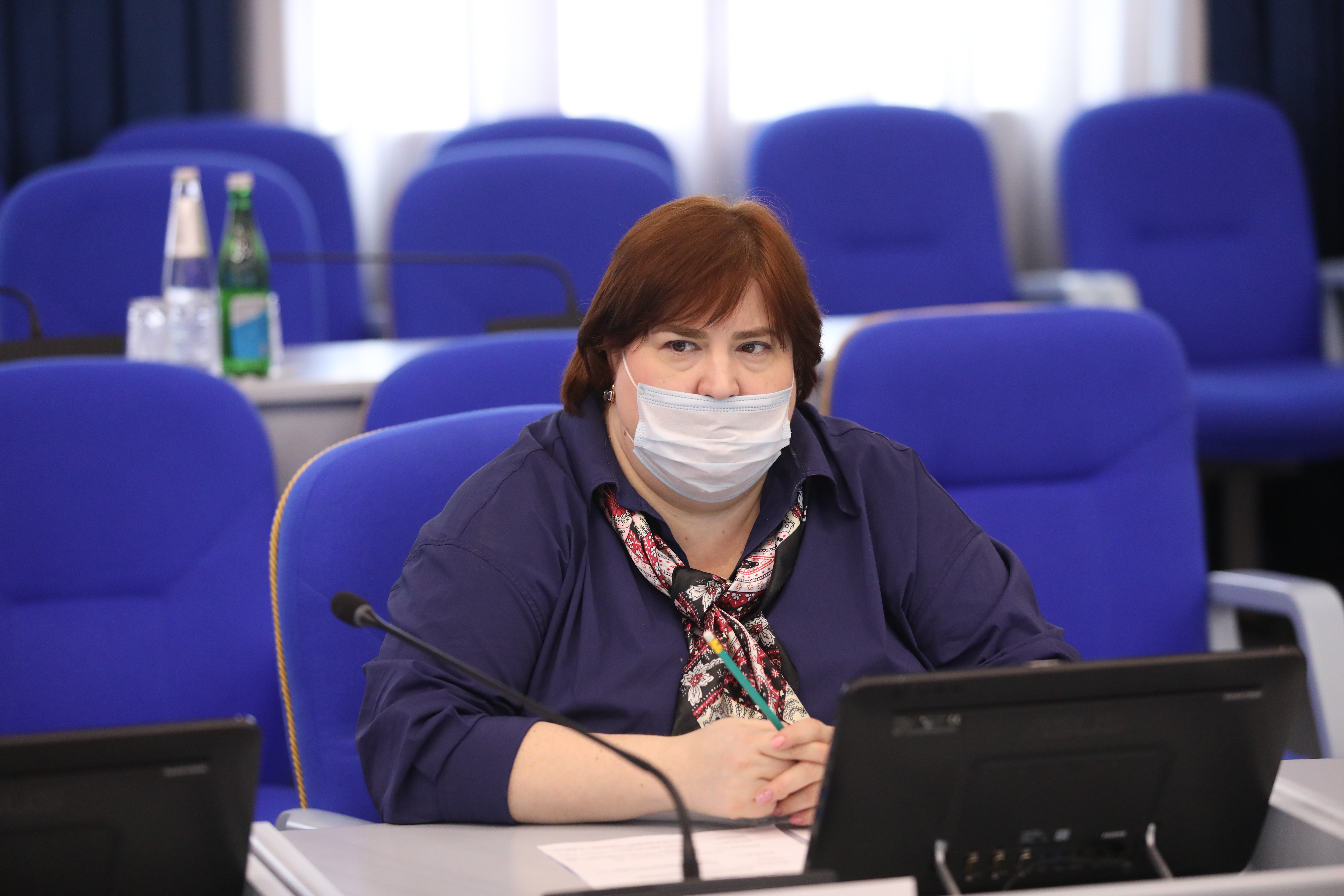 Депутаты обсудили изменения в краевой закон о переносе выходного дня, совпавшего с Радоницей