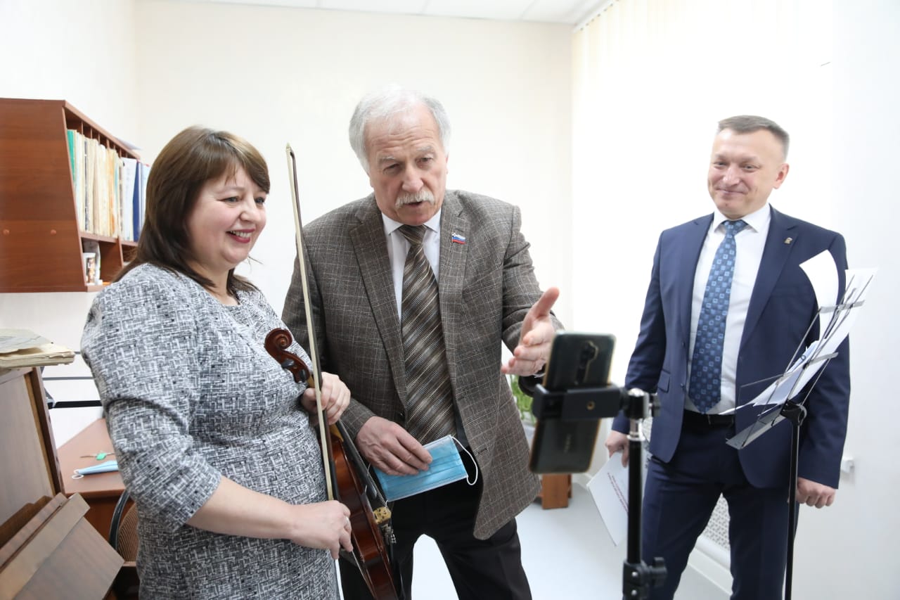 Николай Великдань поддержал участников регионального Чемпионата профессионального мастерства