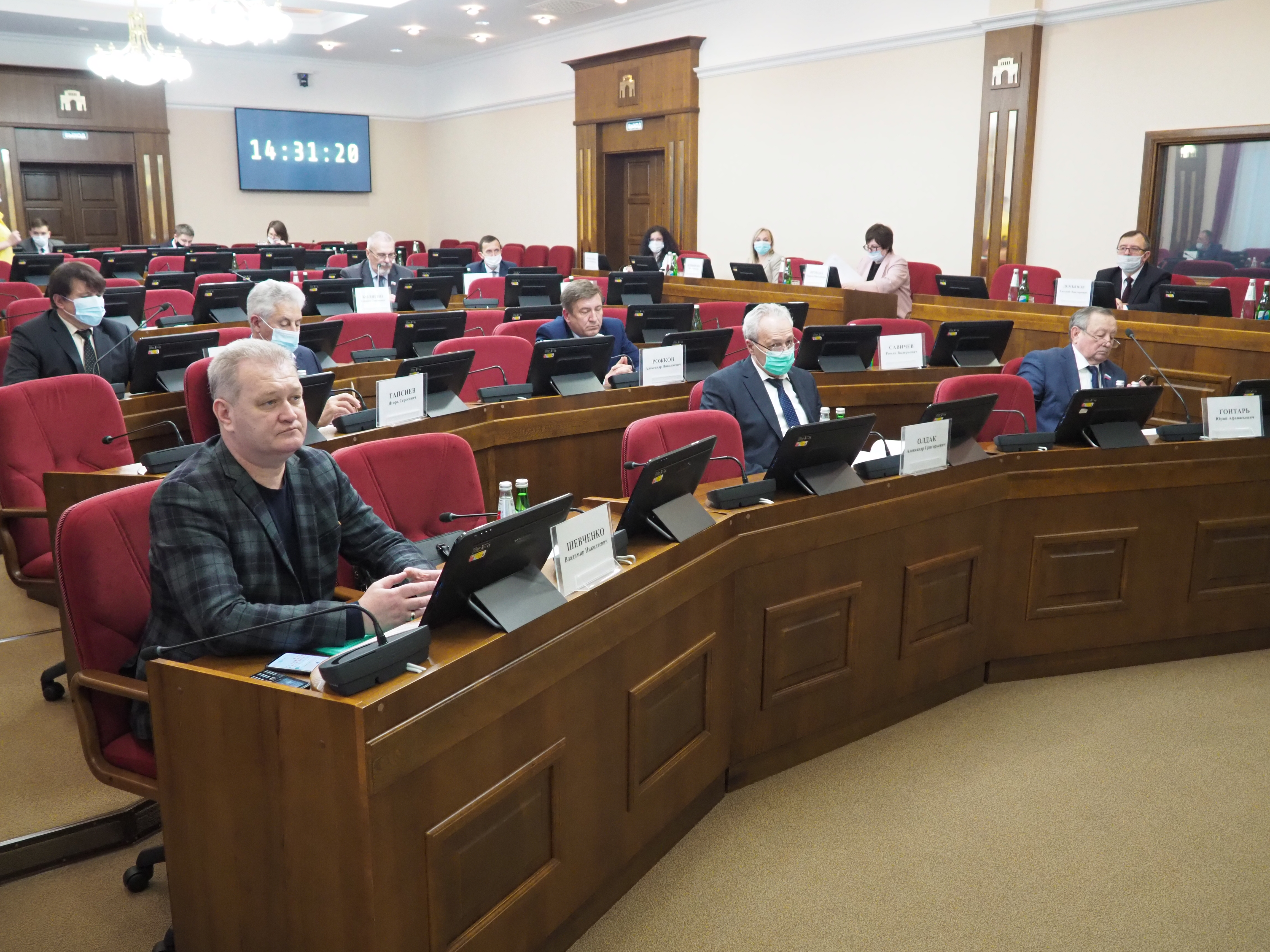 Депутаты работают над изменением краевого законодательства в связи с принятием федерального закона о публичной власти