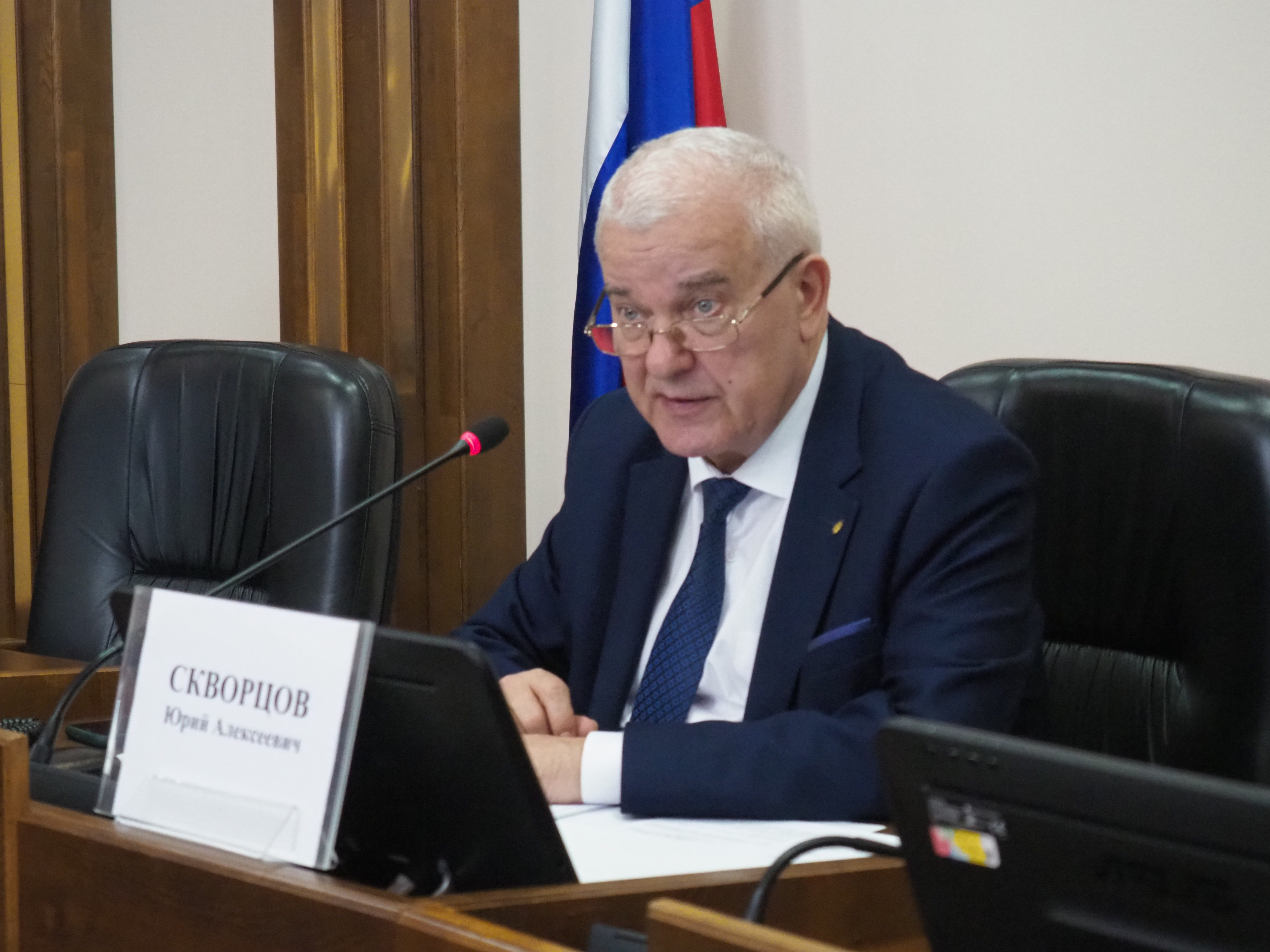 Депутаты работают над изменением краевого законодательства в связи с принятием федерального закона о публичной власти