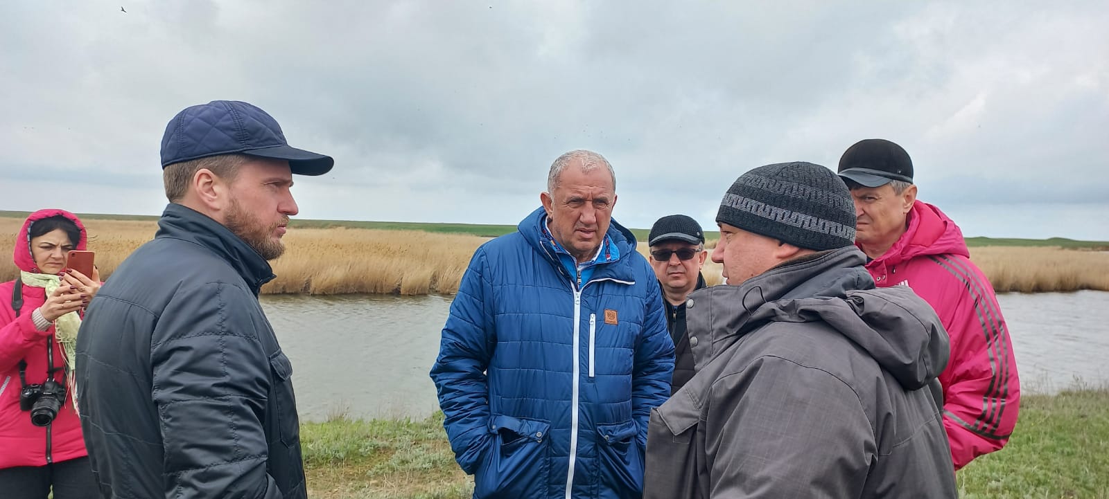 Актуальные вопросы охраны и сохранения уникального водного объекта обсудили краевые депутаты в заказнике «Маныч-Гудило»