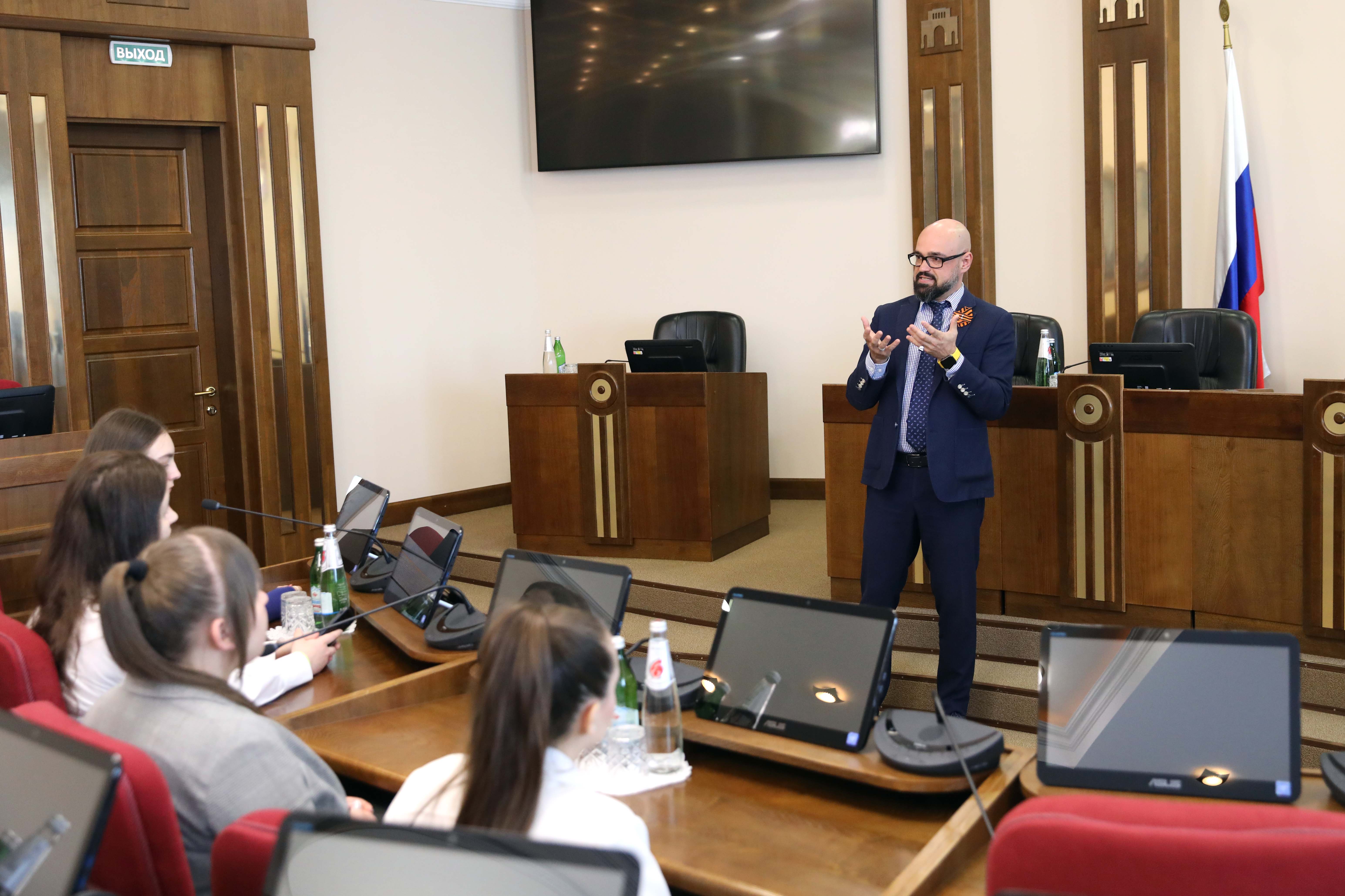 Студенты СКФУ узнали о работе Думы Ставропольского края