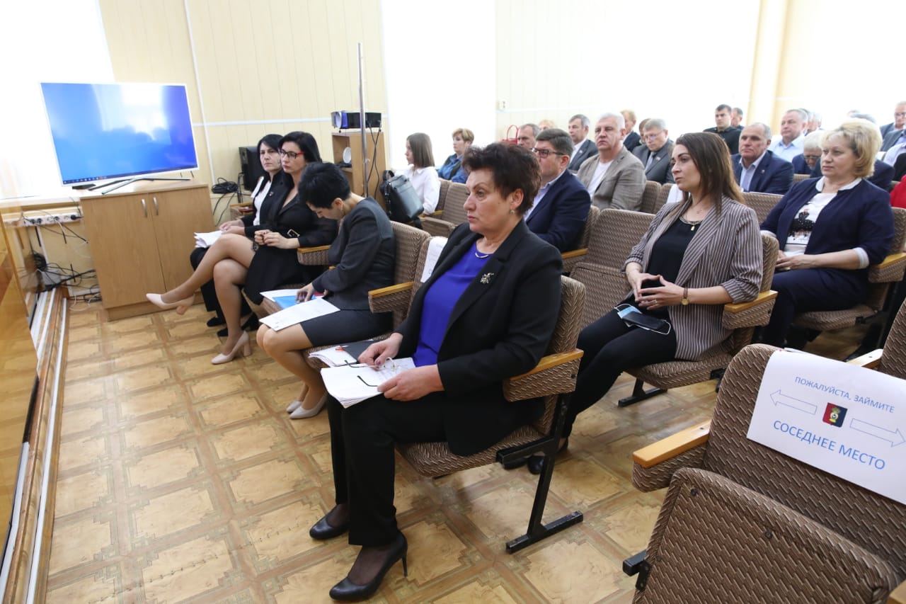 Председатель Думы Николай Великдань проверил реализацию инфраструктурных проектов в Ипатовском районе