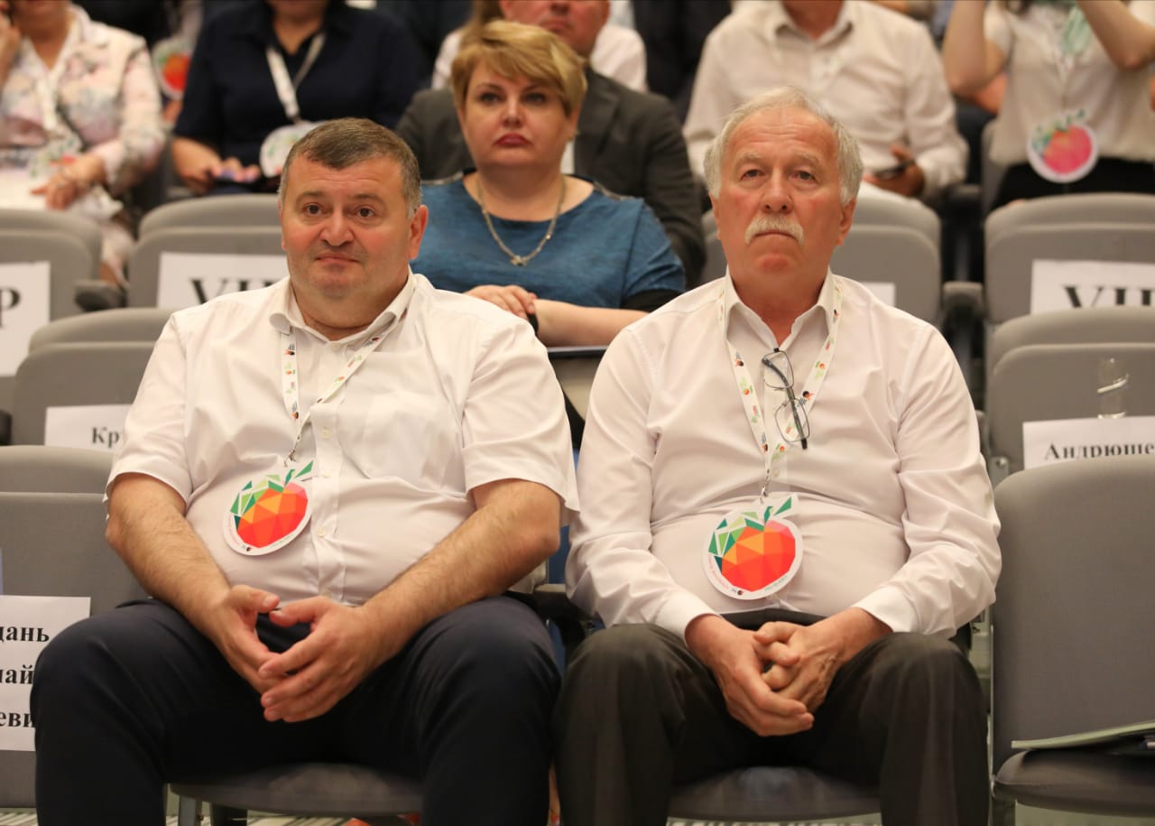 Николай Великдань принял участие в работе Международной выставки «PRO ЯБЛОКО 2022: инновации и технологии»