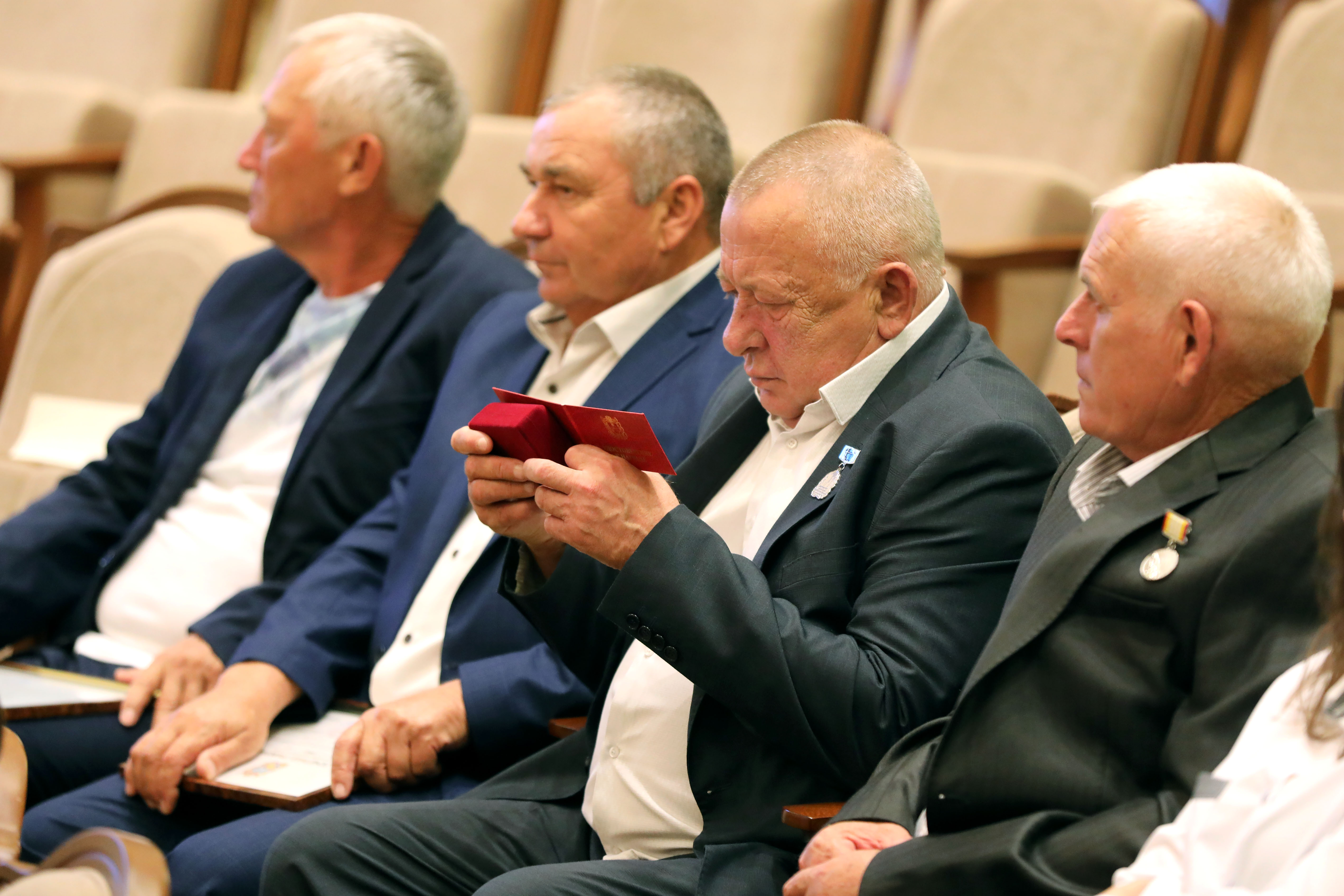 Николай Великдань поздравил ставропольских строителей с профессиональным праздником