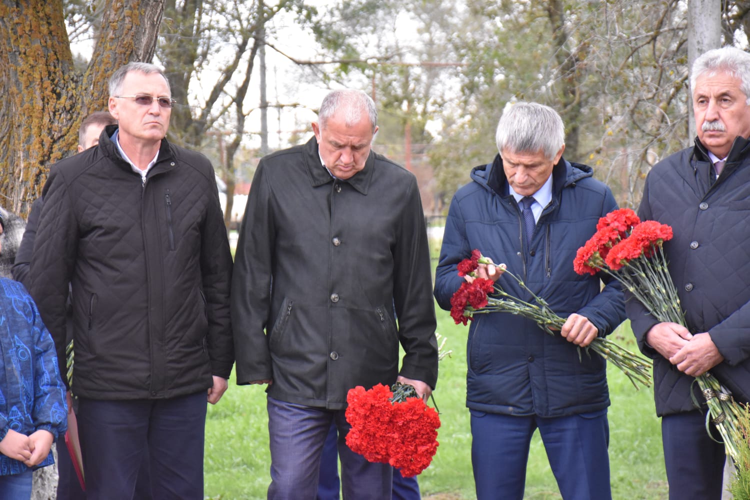 В селе Дербетовка открыли Стену памяти погибшим в ходе спецоперации на Украине