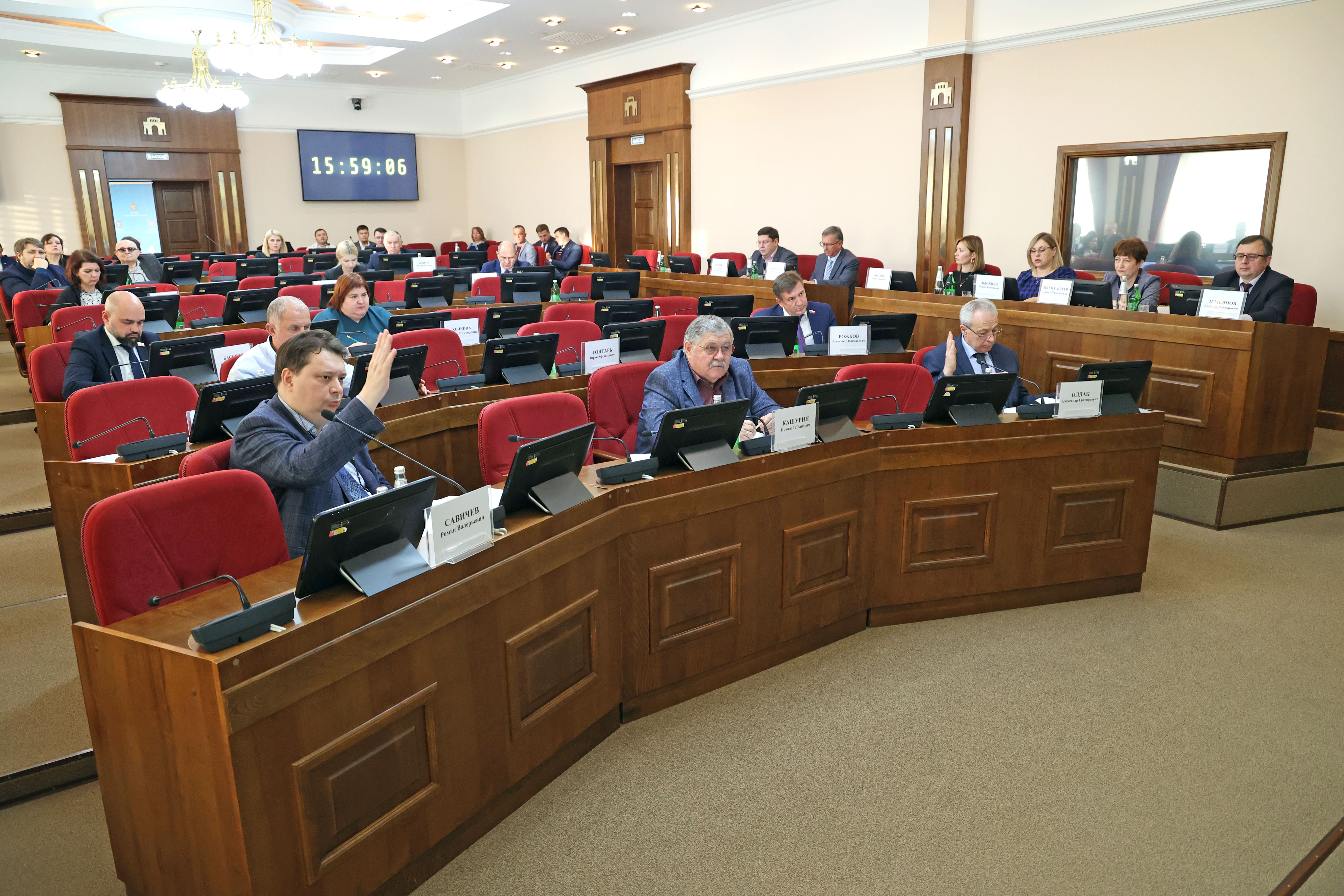 В краевой Думе рассмотрены кандидатуры в Общественную палату Ставрополья