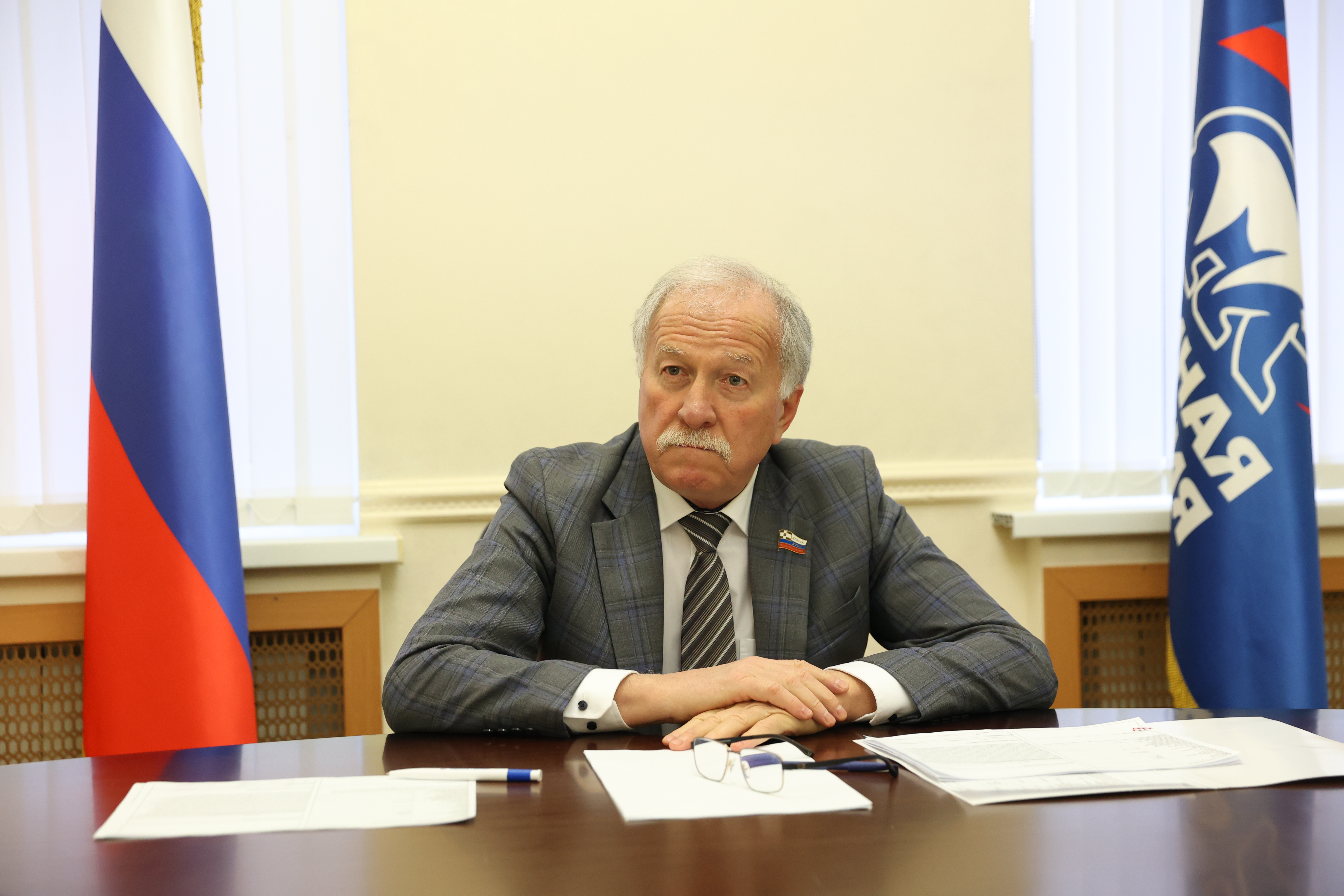 Николай Великдань провёл личный приём граждан