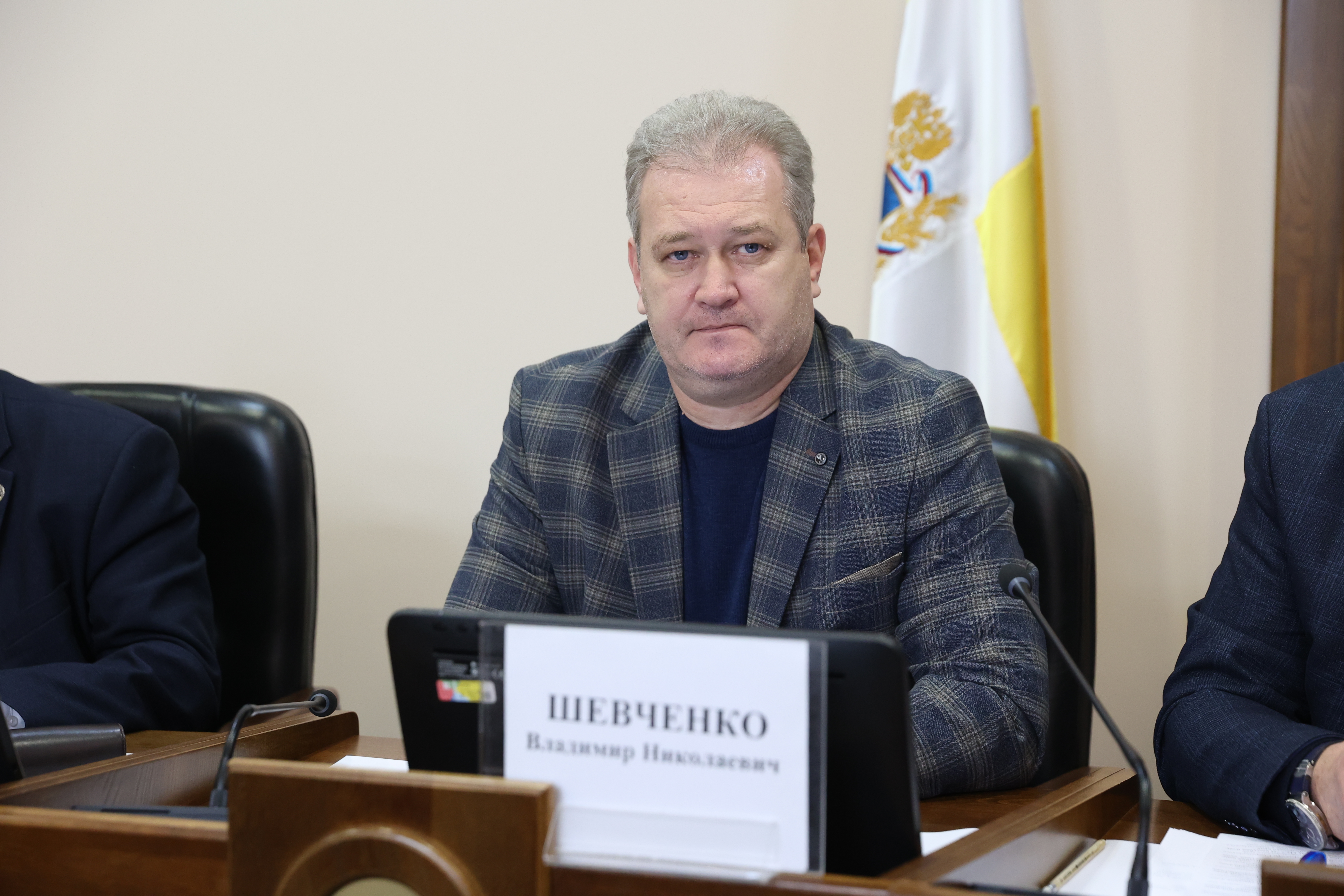 Продолжается работа по совершенствованию регионального законодательства в связи с принятием федерального закона по организации публичной власти