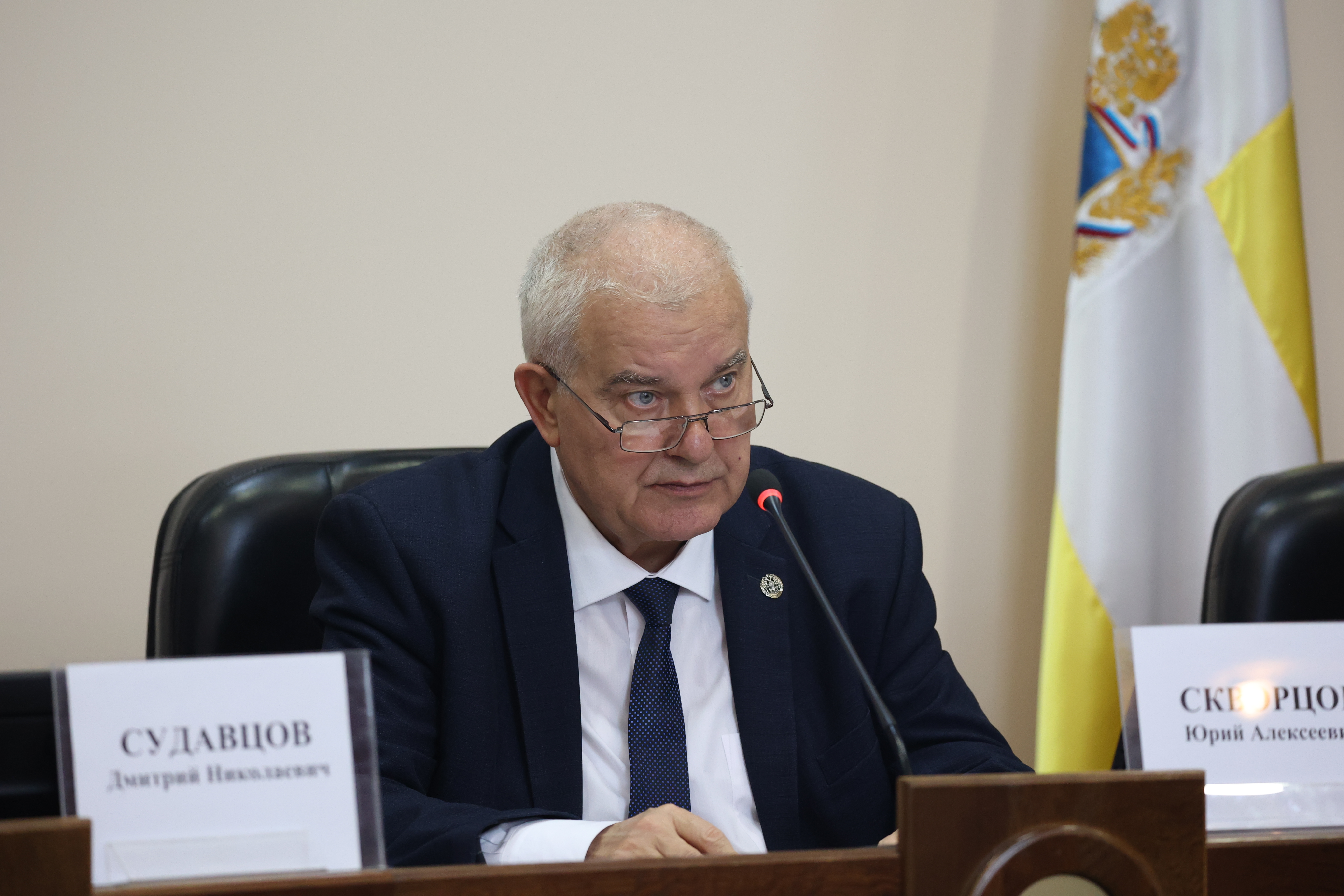 Продолжается работа по совершенствованию регионального законодательства в связи с принятием федерального закона по организации публичной власти