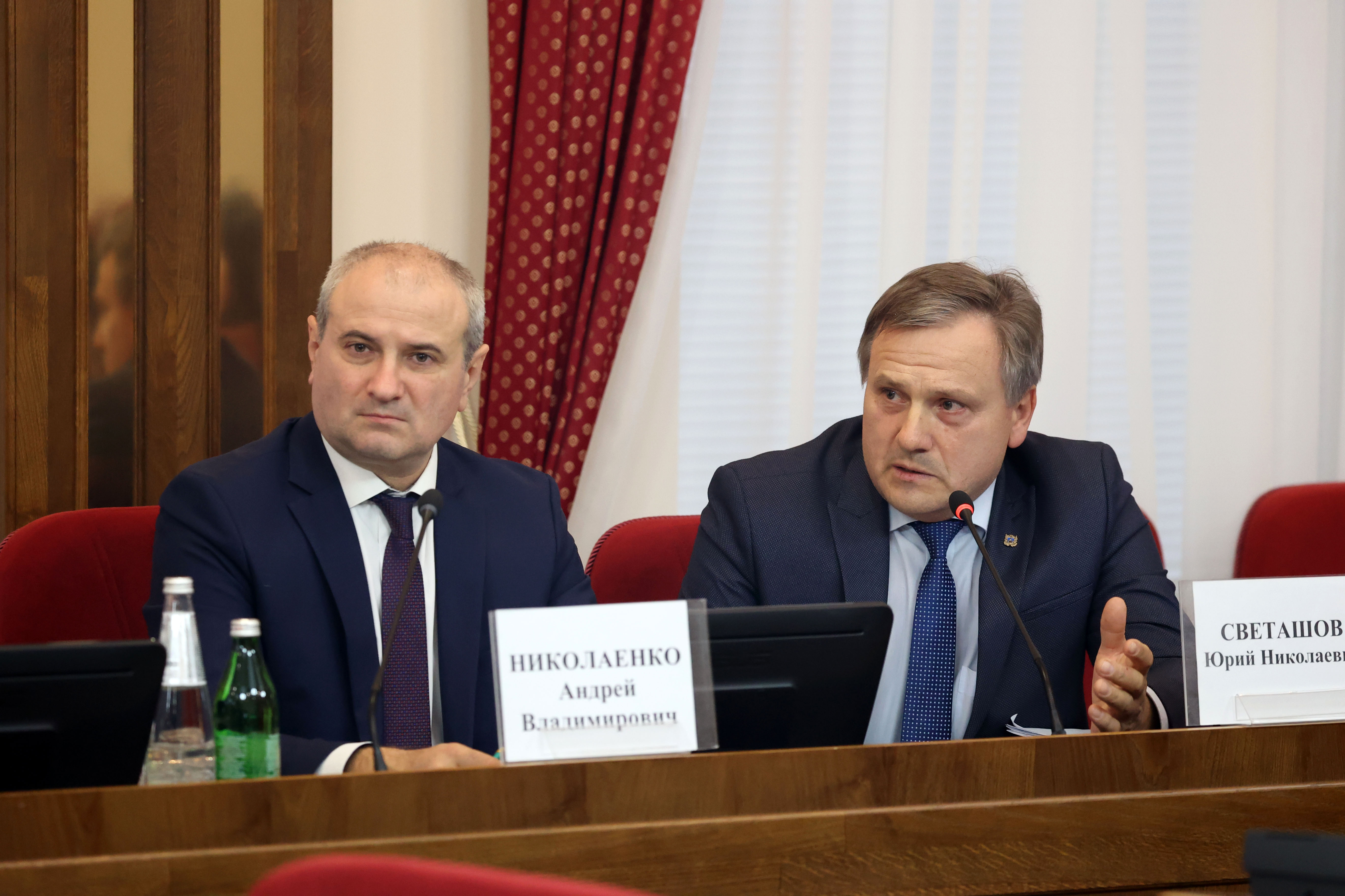 Продолжается работа по совершенствованию регионального законодательства в связи с принятием федерального закона по организации публичной власти