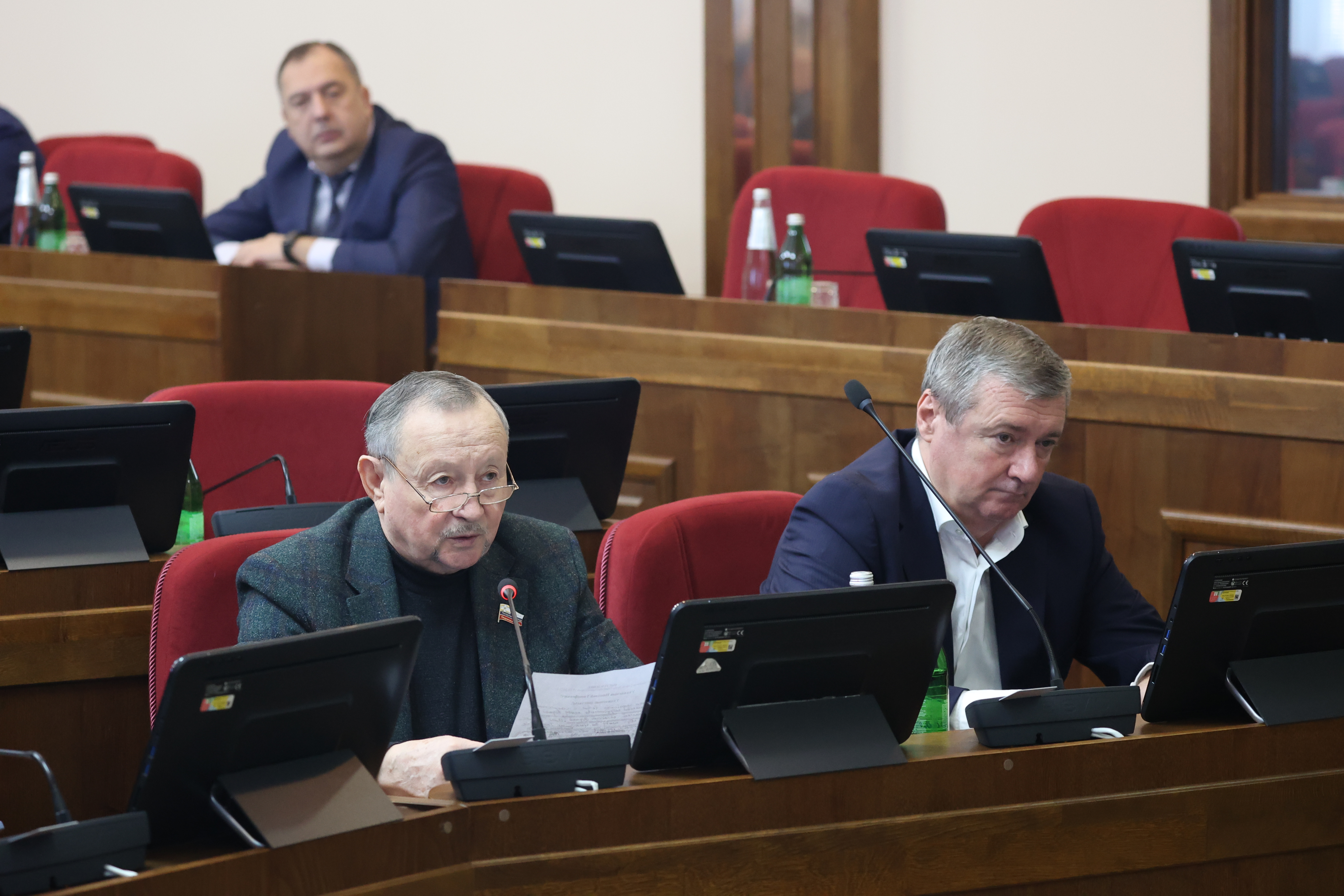 Утверждена повестка январского заседания Думы края