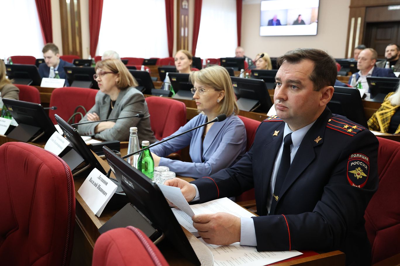 В краевой Думе обсудили эффективность действующих региональных законодательных ограничений по продаже алкоголя