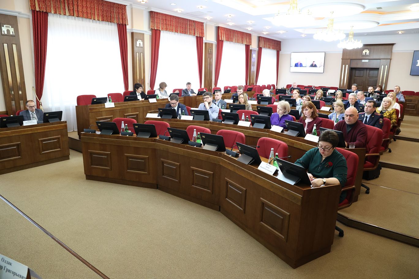 В краевой Думе обсудили эффективность действующих региональных законодательных ограничений по продаже алкоголя