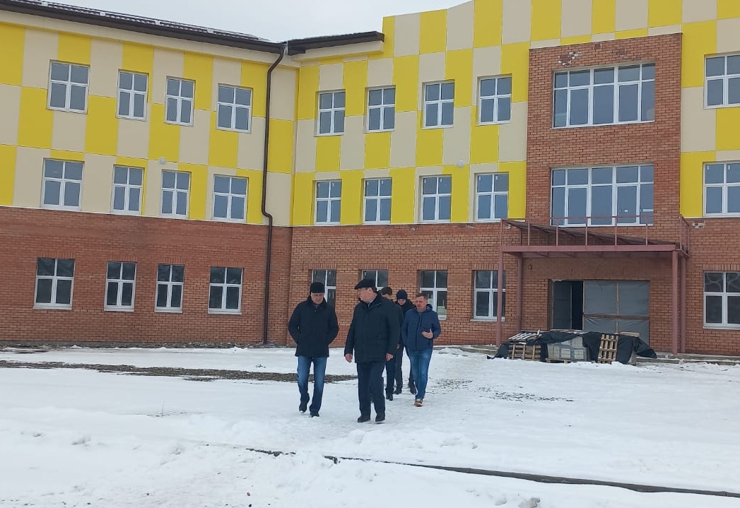 Депутаты держат на контроле завершение работ на объектах образования Кочубеевского округа