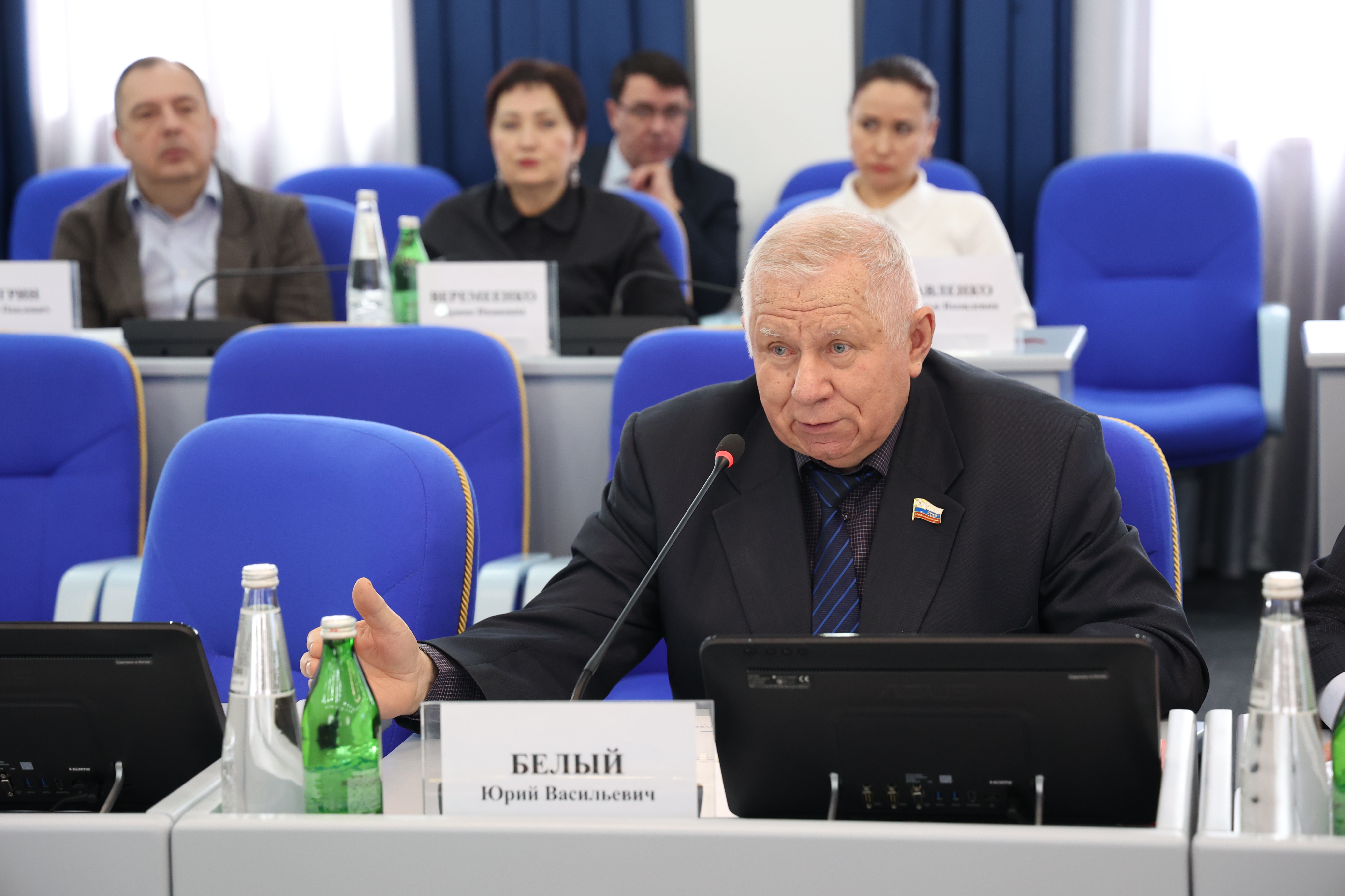 Краевые законодатели рекомендуют муниципалитетам ускорить процесс передачи коммунальных предприятий в краевую собственность