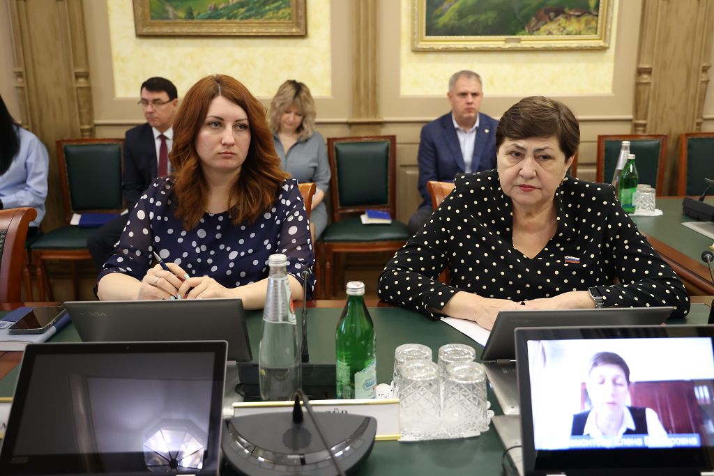 Краевые власти нацелены на оперативную подготовку кадров для предприятий оборонно-промышленного комплекса