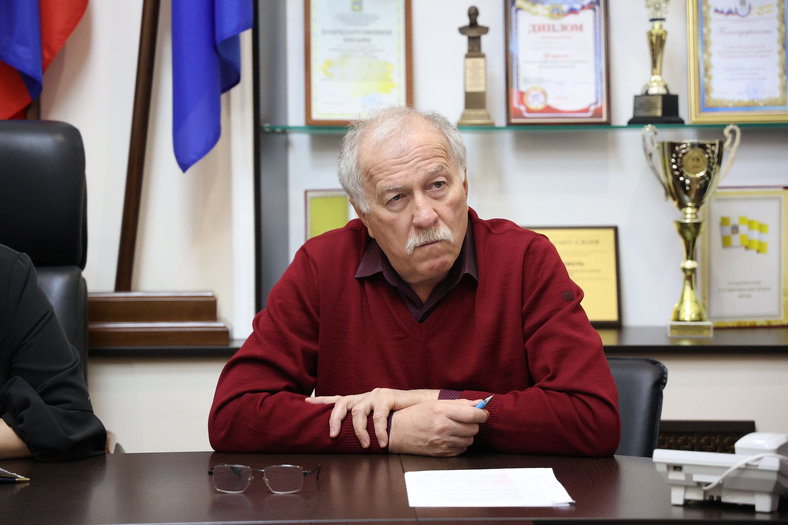 Николай Великдань проверил реализацию социальных и экономических проектов в Ипатовском округе