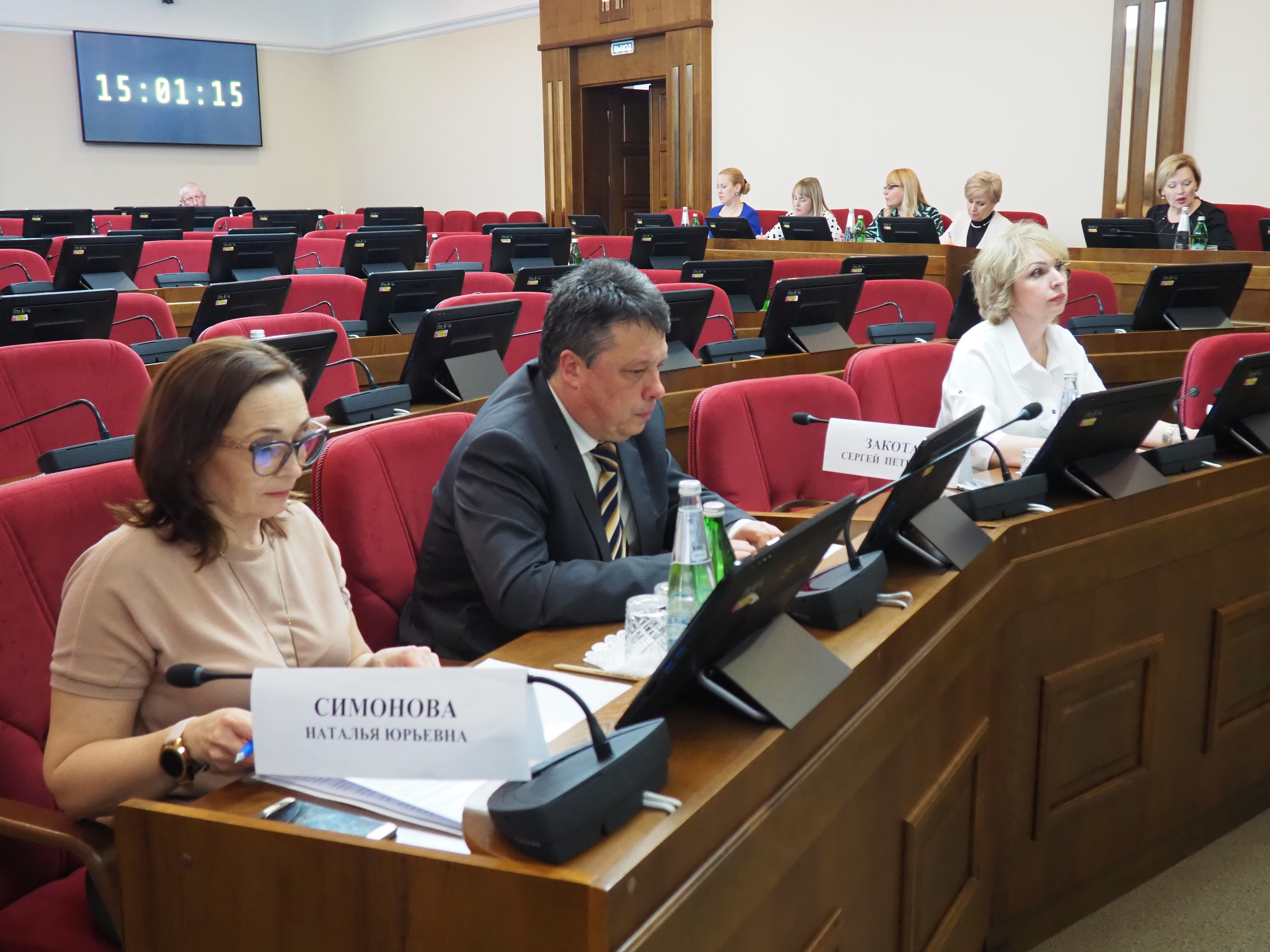 Валентина Муравьева: вопросы поддержки семей и повышение рождаемости – приоритетные для краевых властей