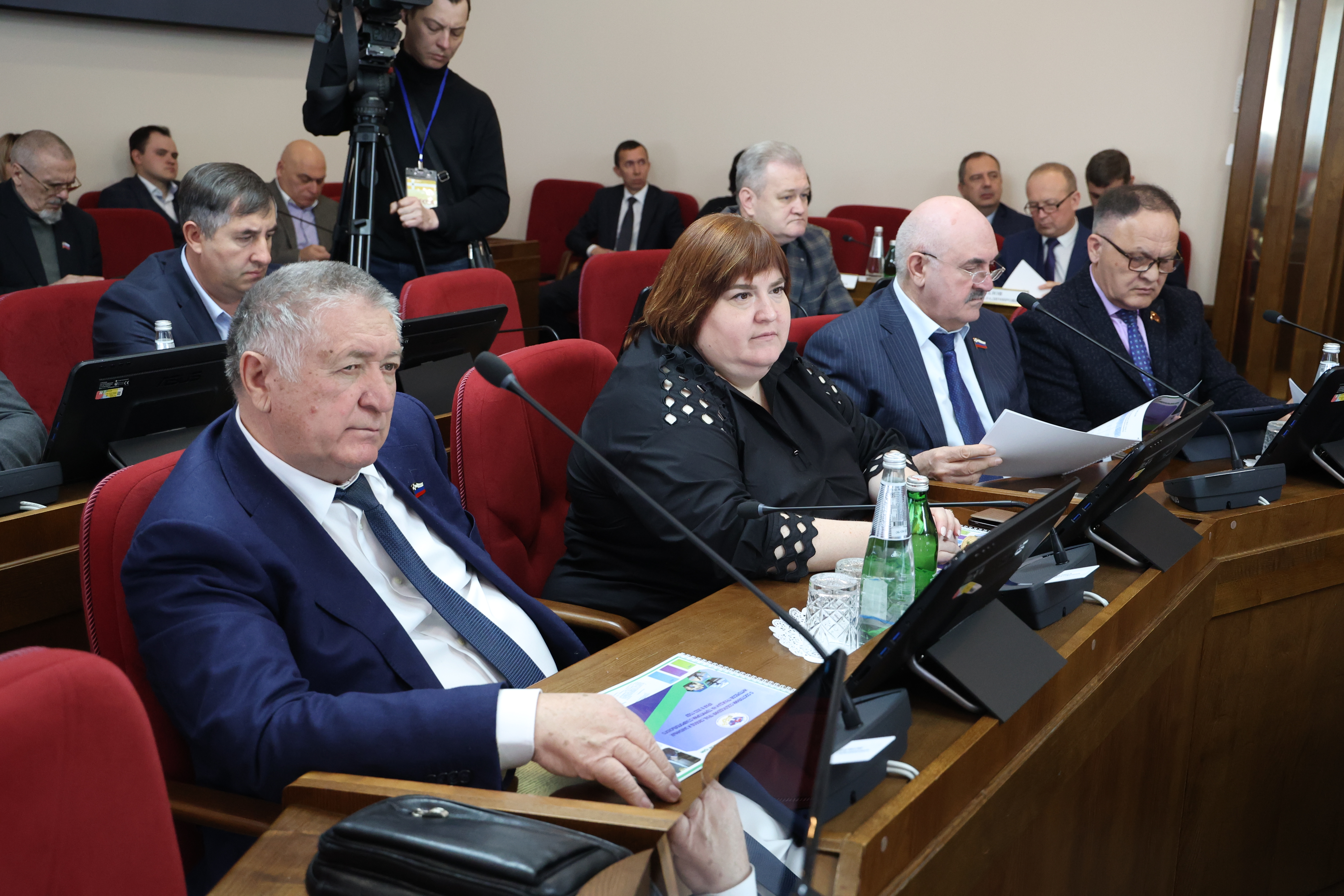 Депутаты заслушали отчет о деятельности полиции и доклад Уполномоченного по правам человека в Ставропольском крае за 2022 год